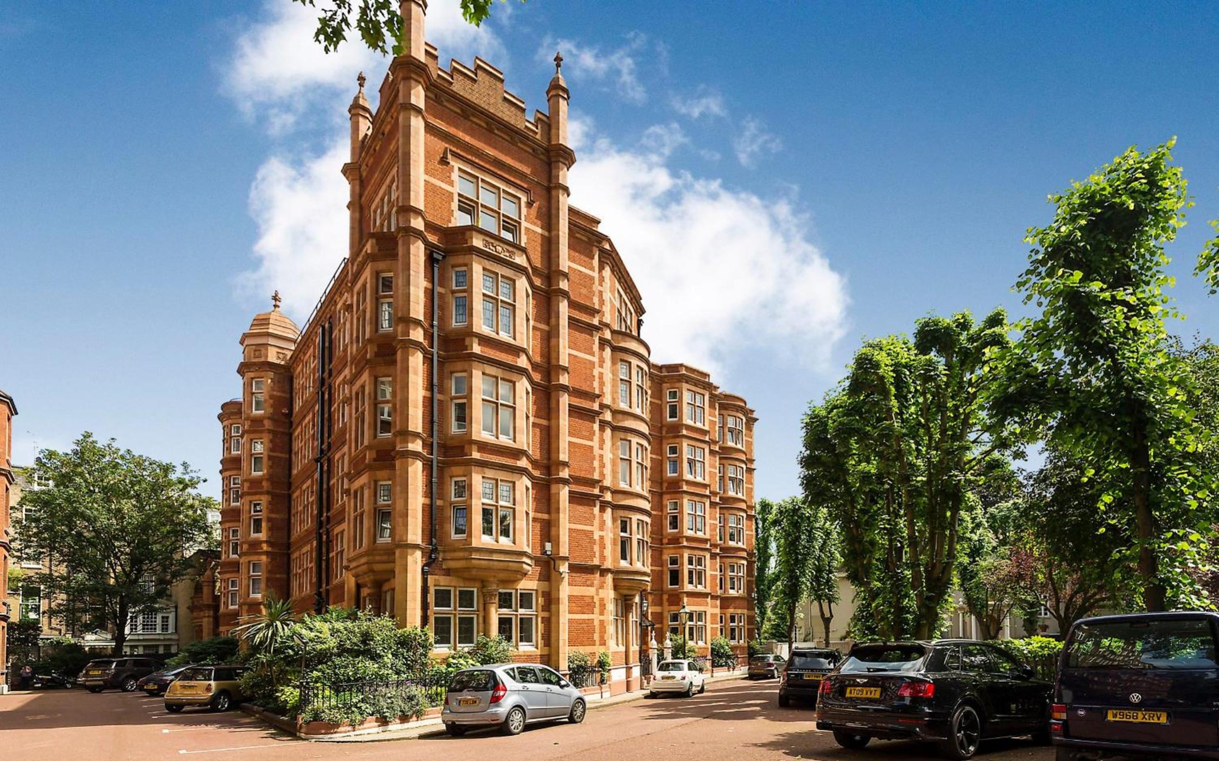 Hotel Ultra Massive House By Hyde Park