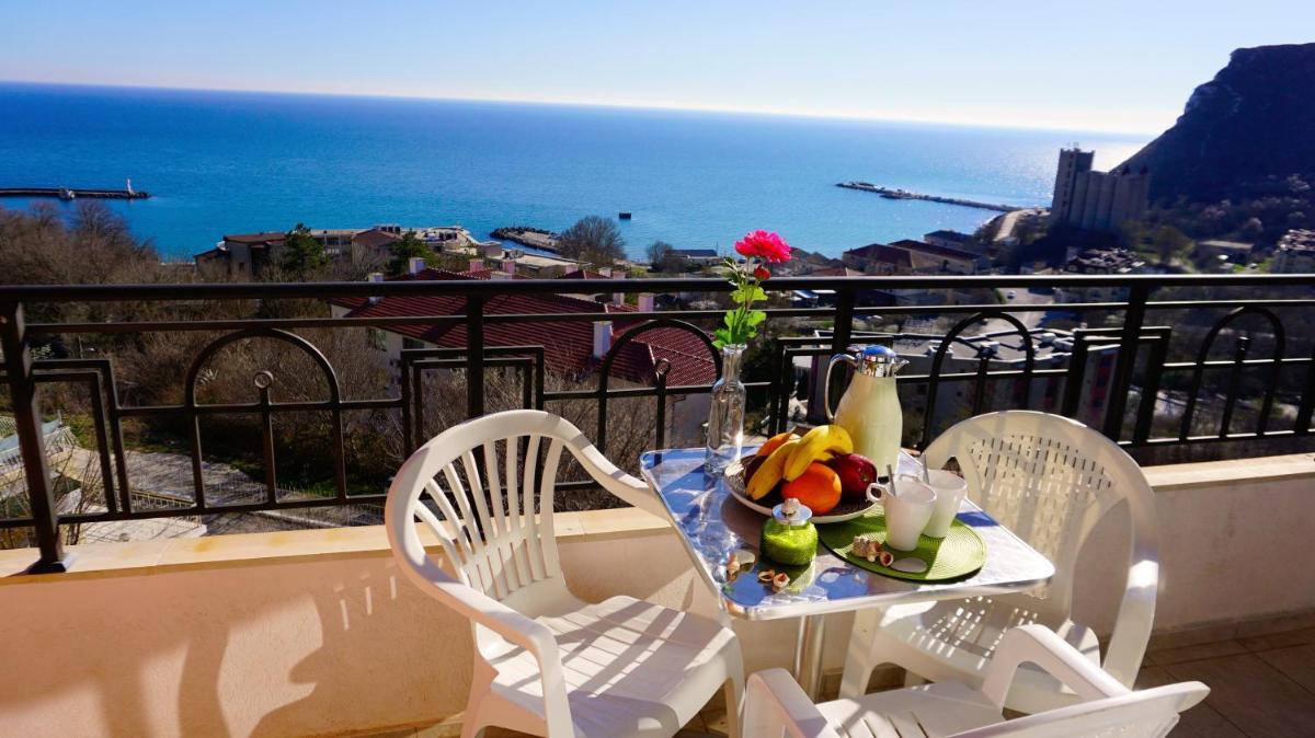 Hotel Apartments In Complex Saint George