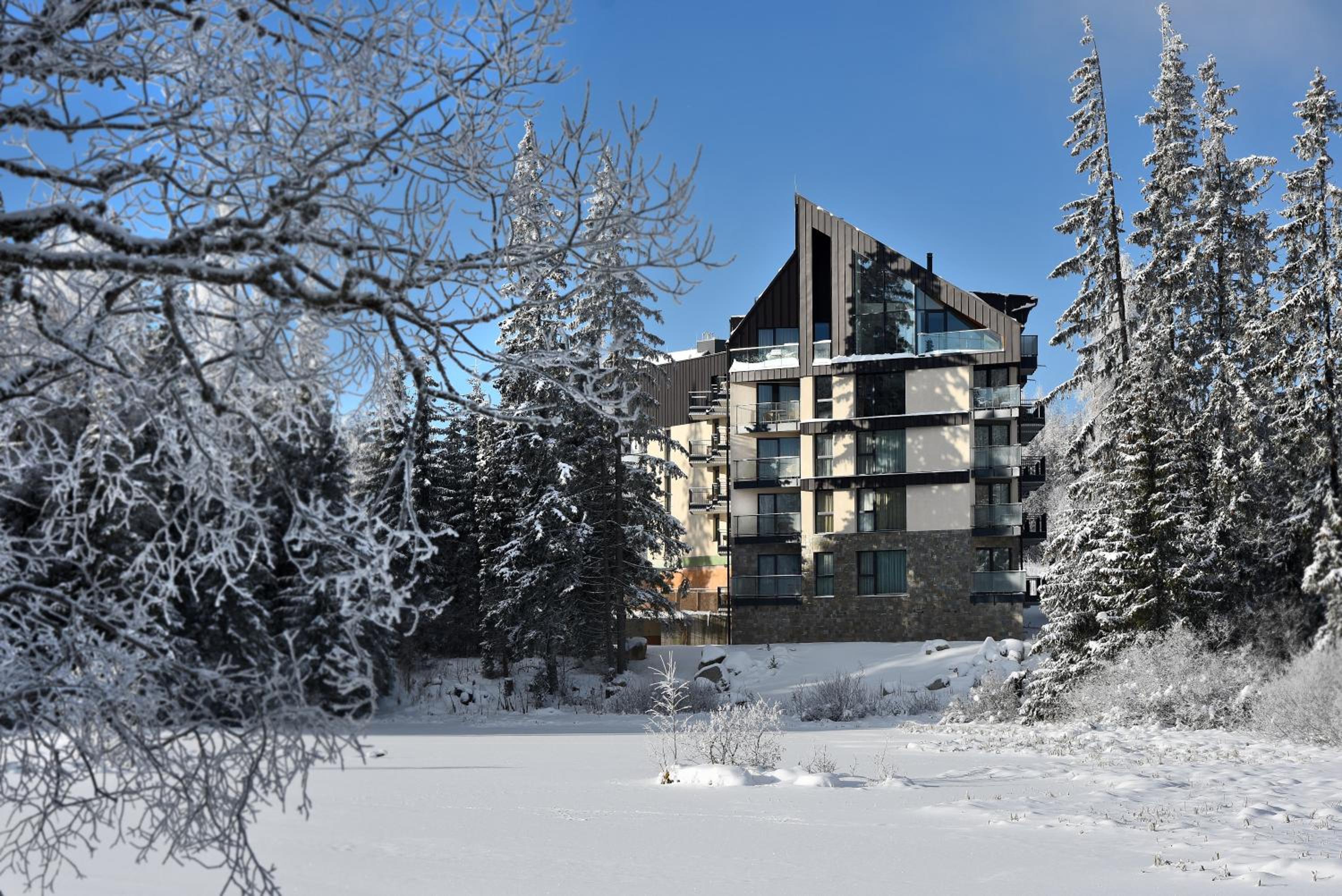 Hotel APLEND Lake Resort