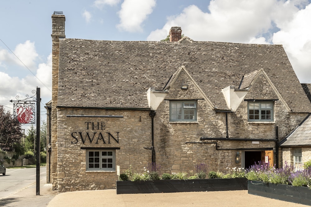 Hotel The Swan Inn