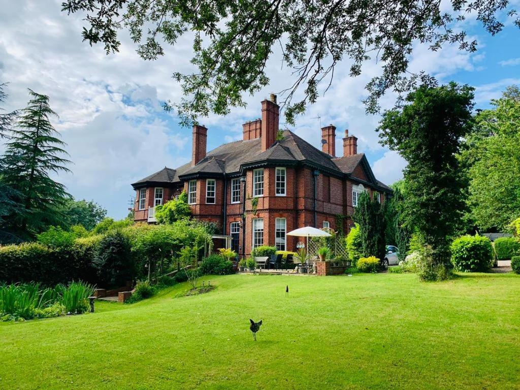 Hotel Hillthorpe Manor - Large Country House With Hot Tub