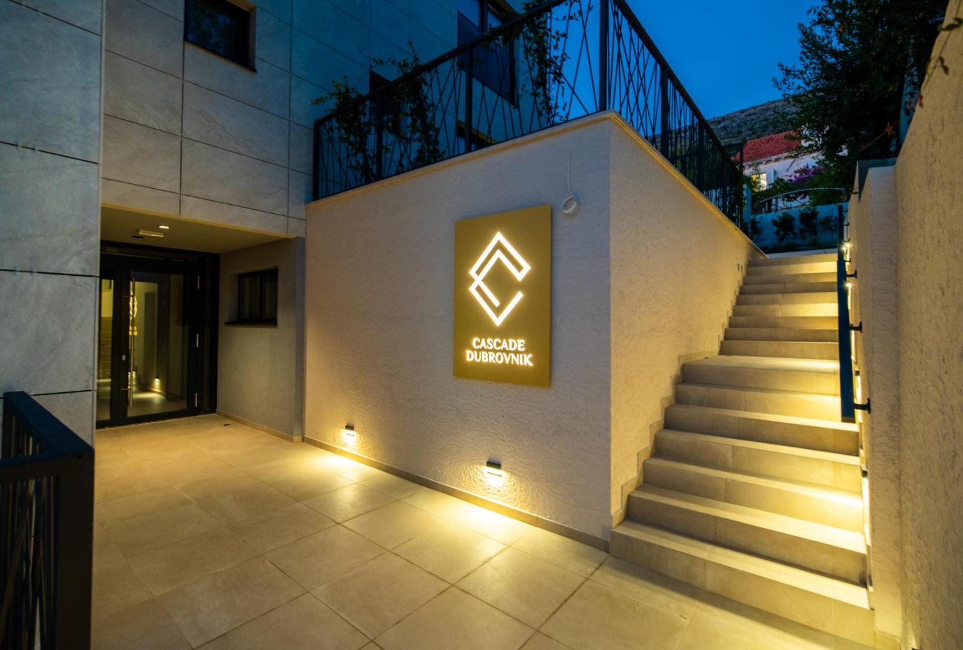 Hotel Cascade Luxury Apartments