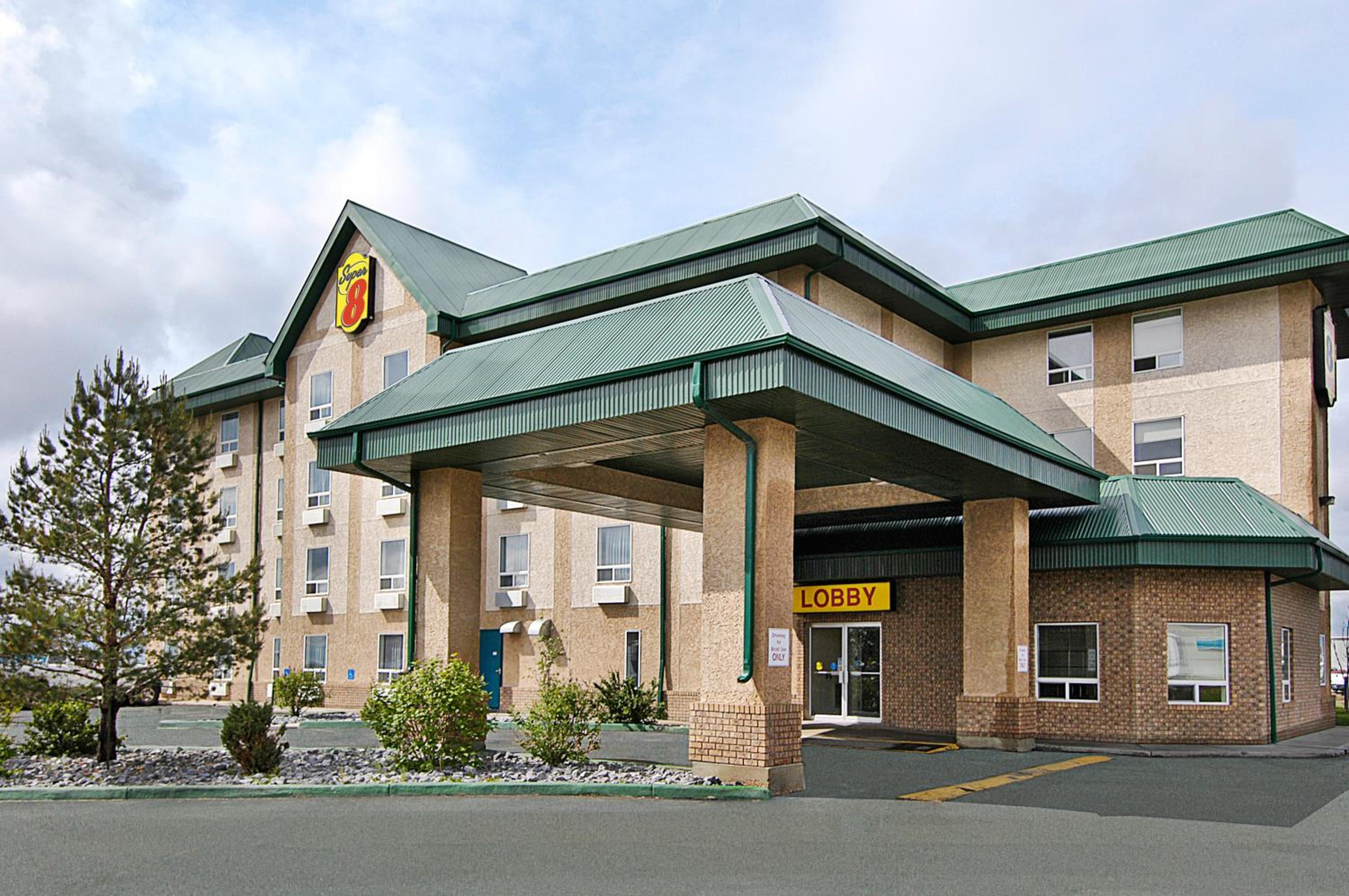 Hotel Super 8 by Wyndham Edmonton International Airport