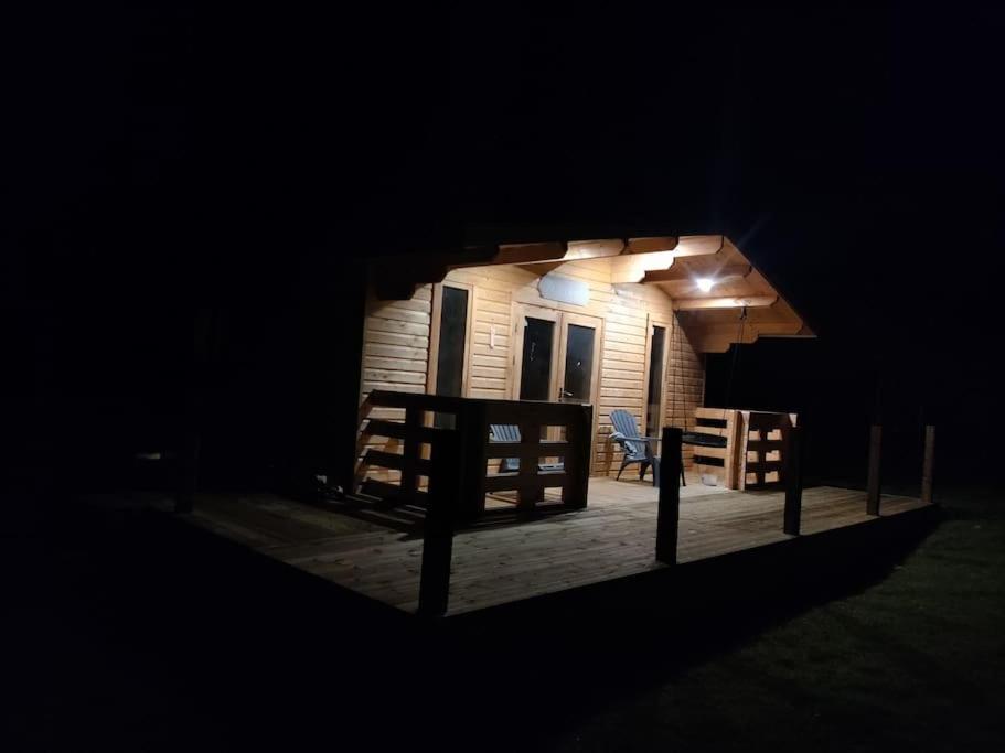 Hotel Luxury Log Cabin With Wood Fired Hot Tub
