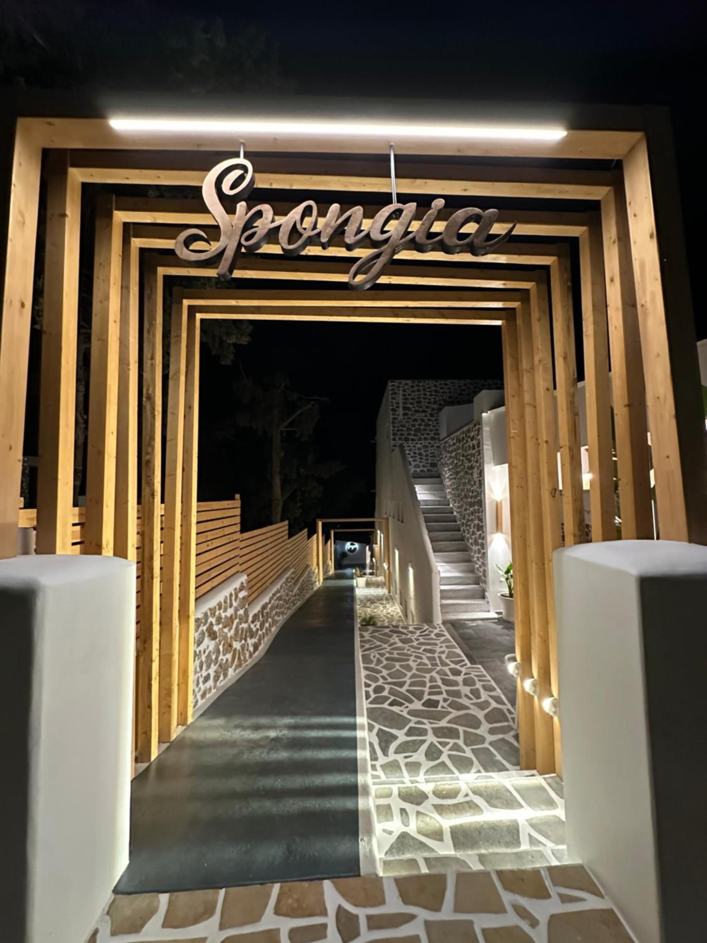 Hotel SPONGIA HOTEL AND SUITES