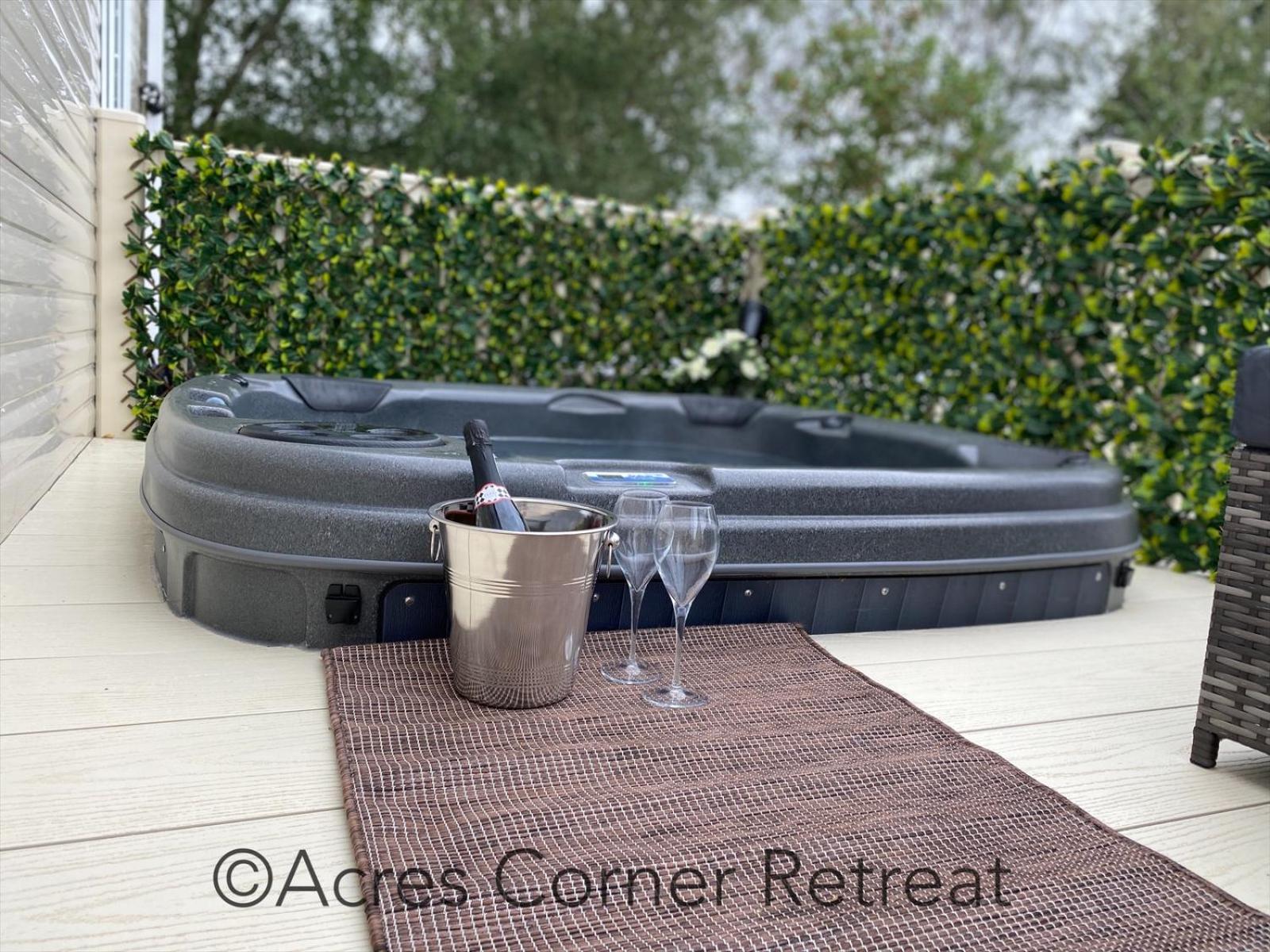 Hotel Acres Retreat Inc Hot Tub At Tattershall Lakes Country Park