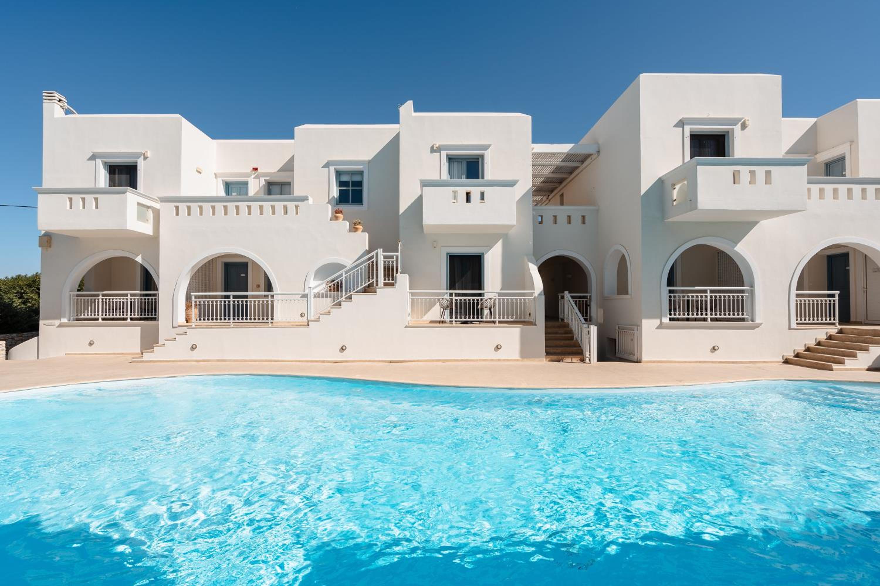 Hotel Mitos Suites