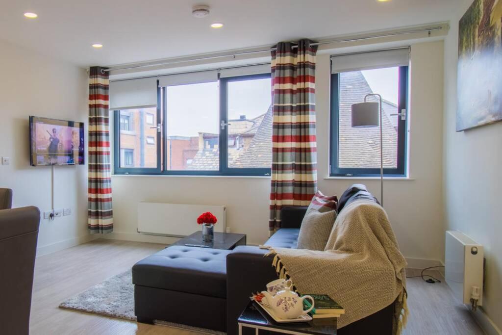 Hotel Virexxa Bedford Centre - Executive Suite - 2bed Flat With Free Parking & Gym