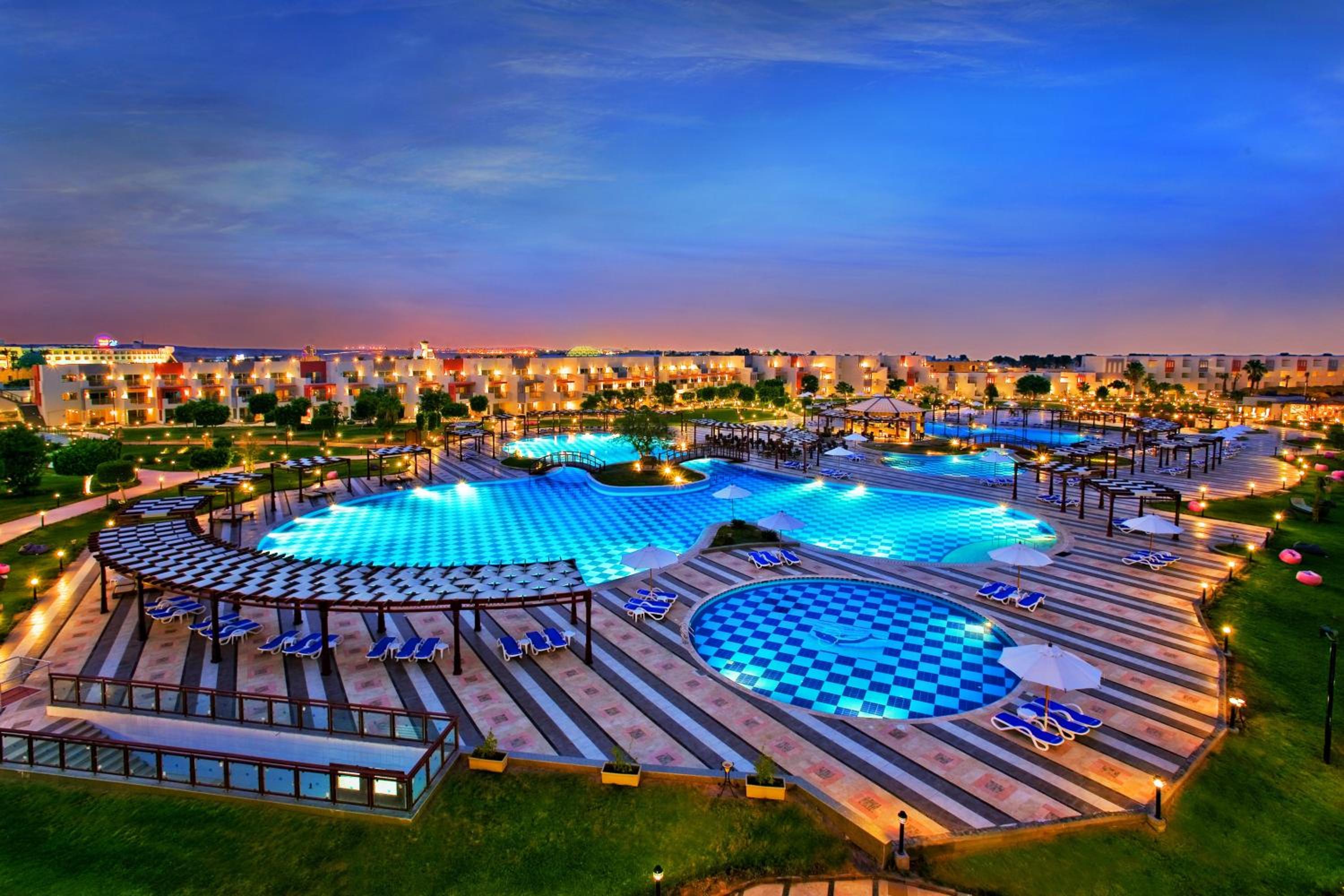 Hotel Sunrise Crystal Bay Resort -Grand Select