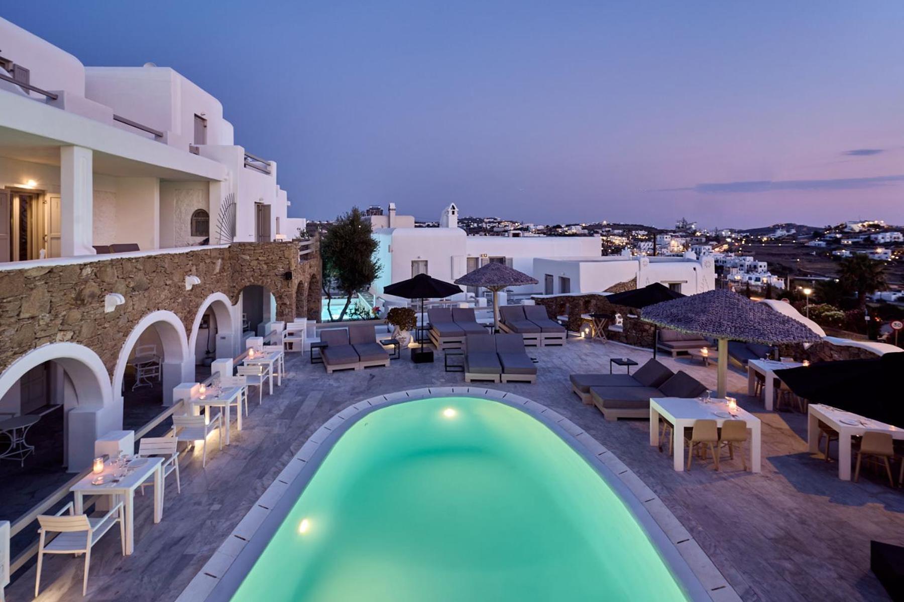 Hotel Paolas Τown Boutique Hotel