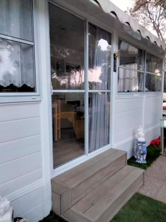 Hotel Mobil-home Dans Camping Loasis 5 Etoiles A Puget-sur-argens