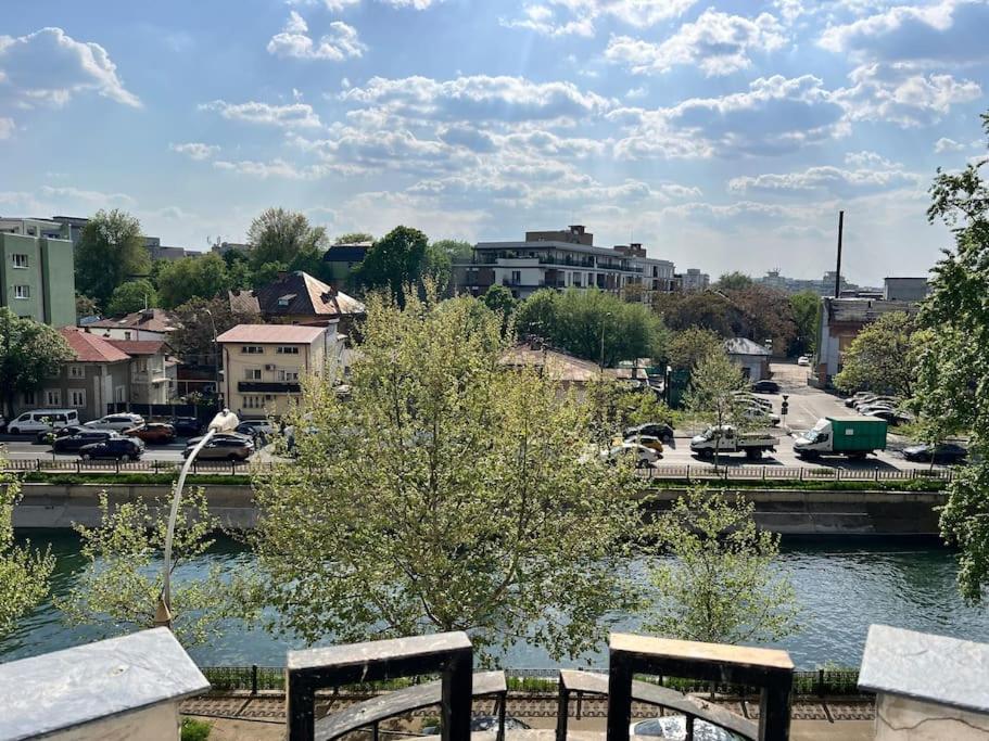 Hotel Riverside View