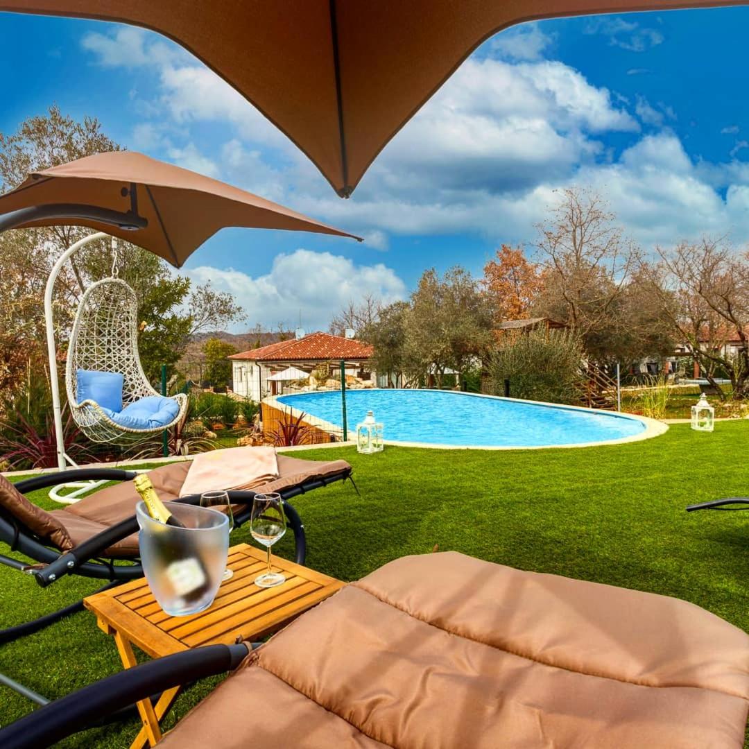 Hotel Apartmani Noa I Natali