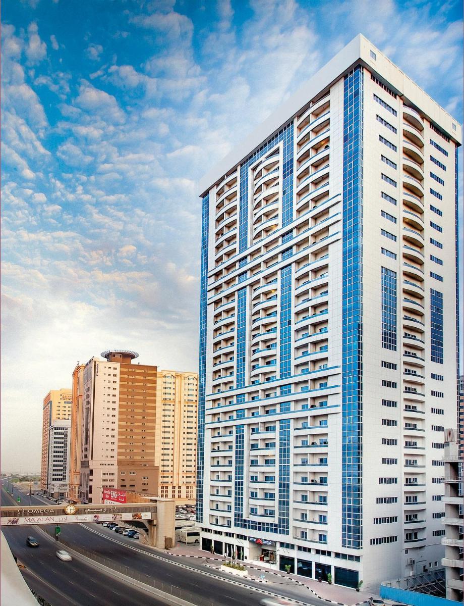 Hotel Golden Sands Hotel & Residences