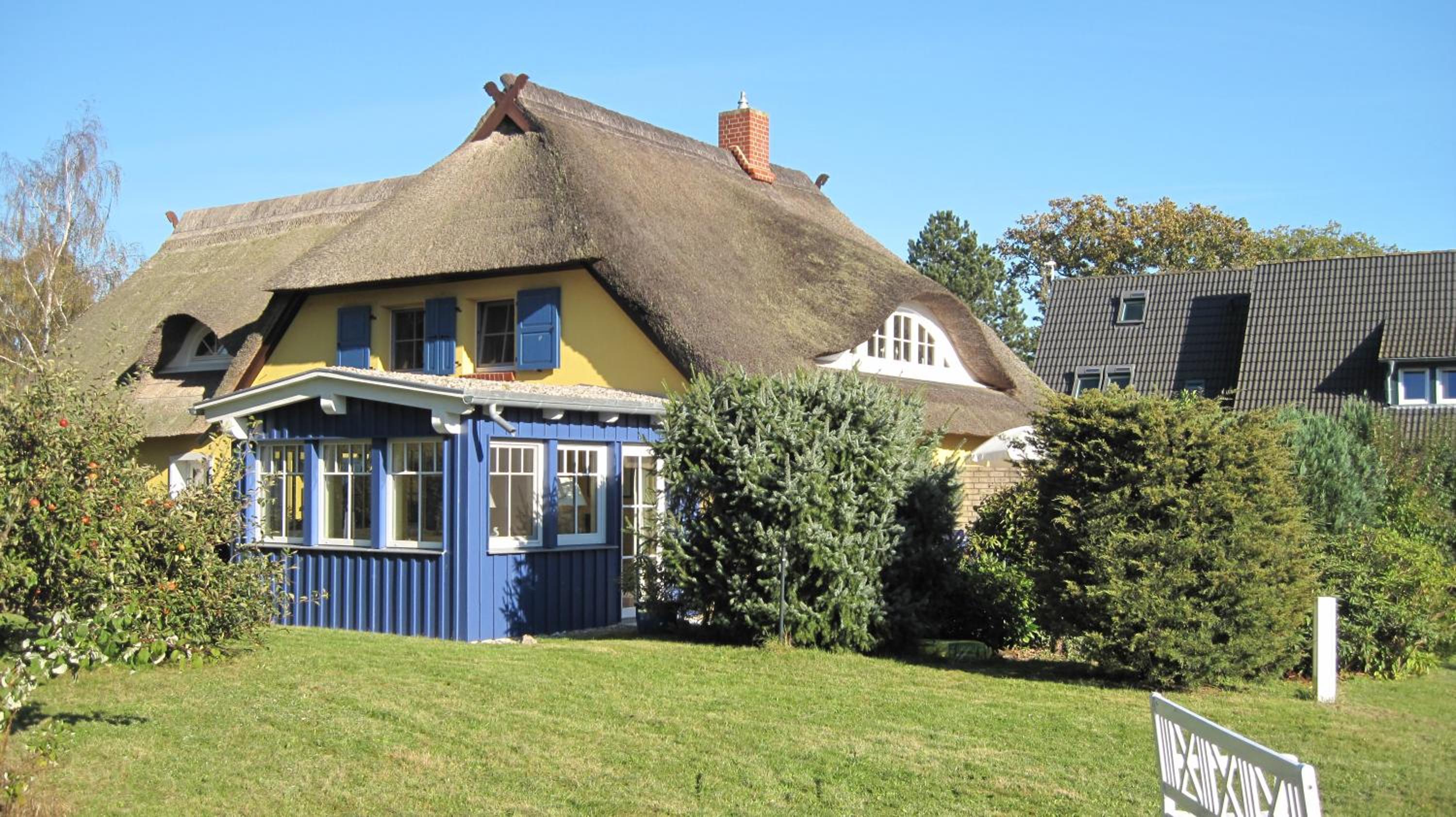 Hotel Ferienwohnungen Reetwinkel In Wieck