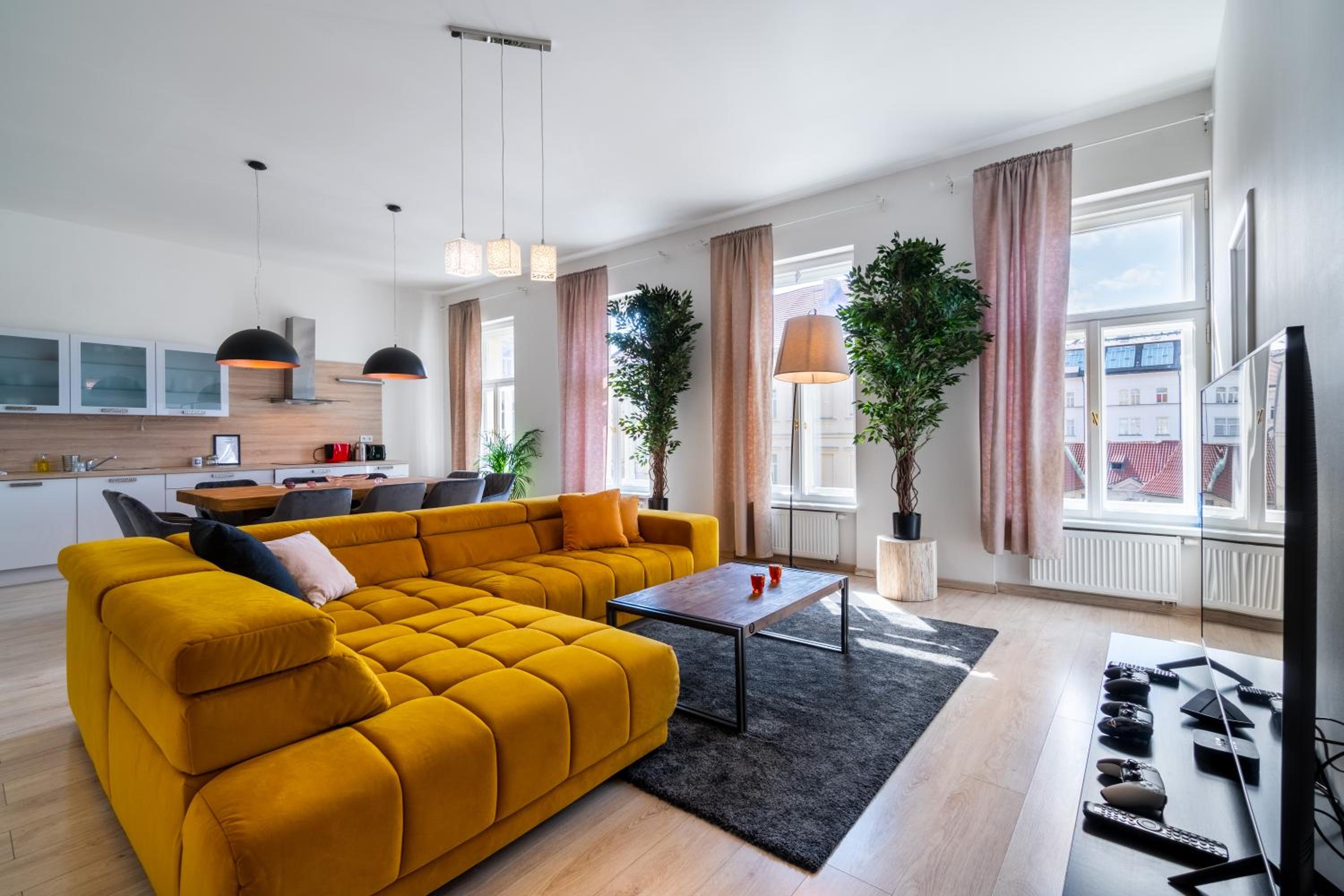 Hotel Centrum Apartments Pstrossova