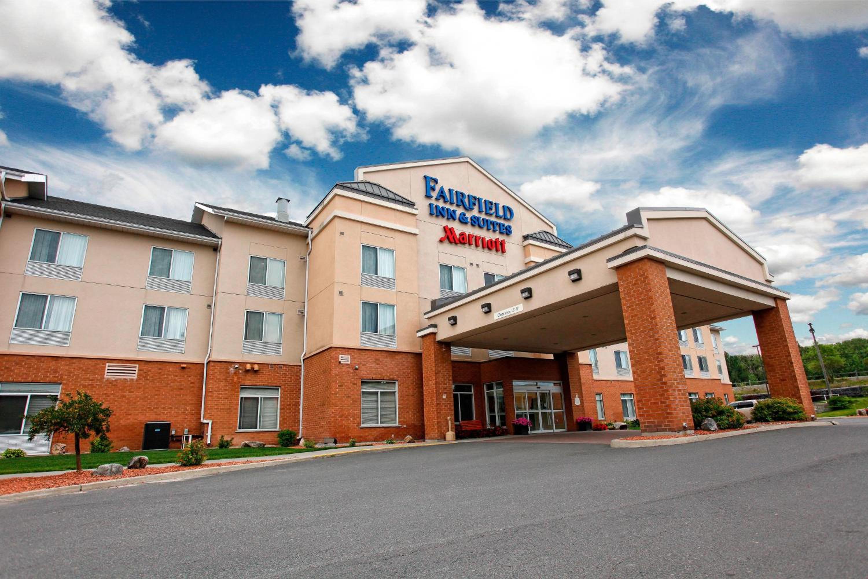 Hotel Fairfield Inn & Suites Sudbury