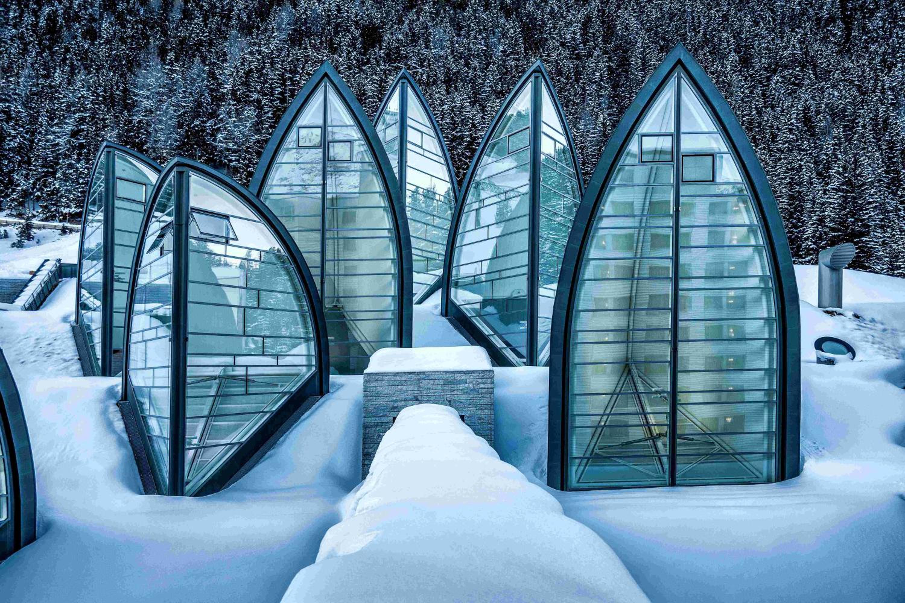 Hotel Tschuggen Grand Hotel - The Leading Hotels of the World