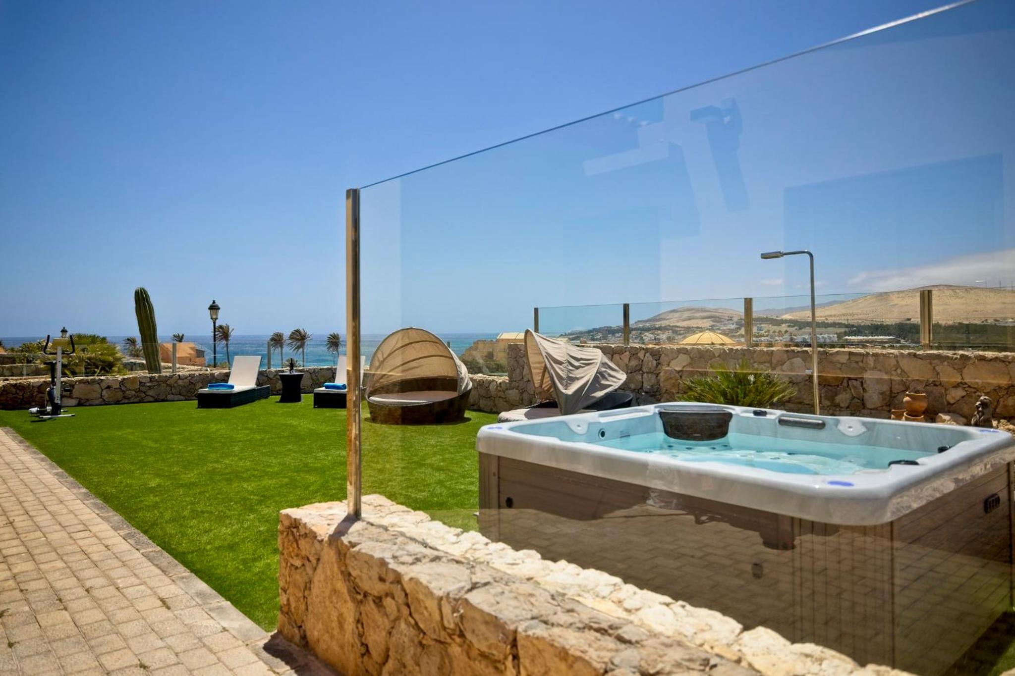 Hotel Blue Lagoon