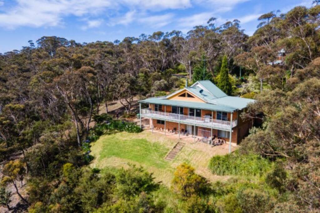 Hotel Narrow Neck Cottage