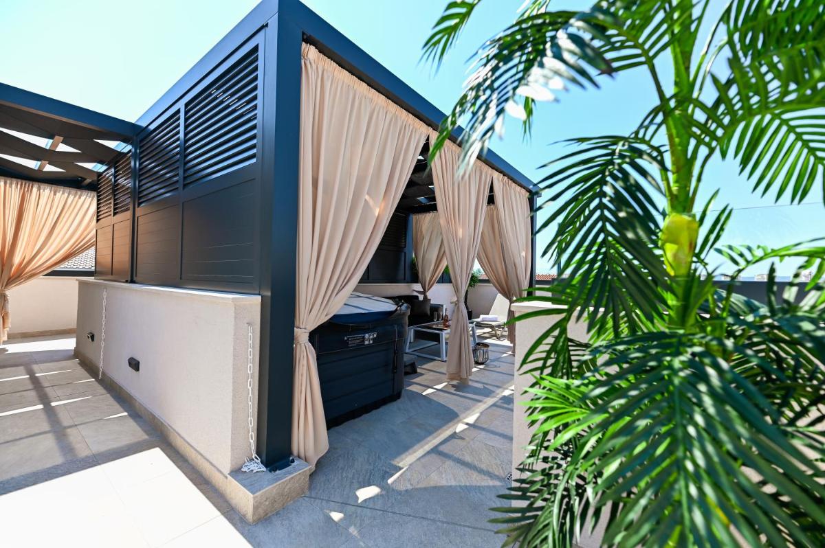 Hotel Apartments An & Lu With Rooftop Jacuzzi