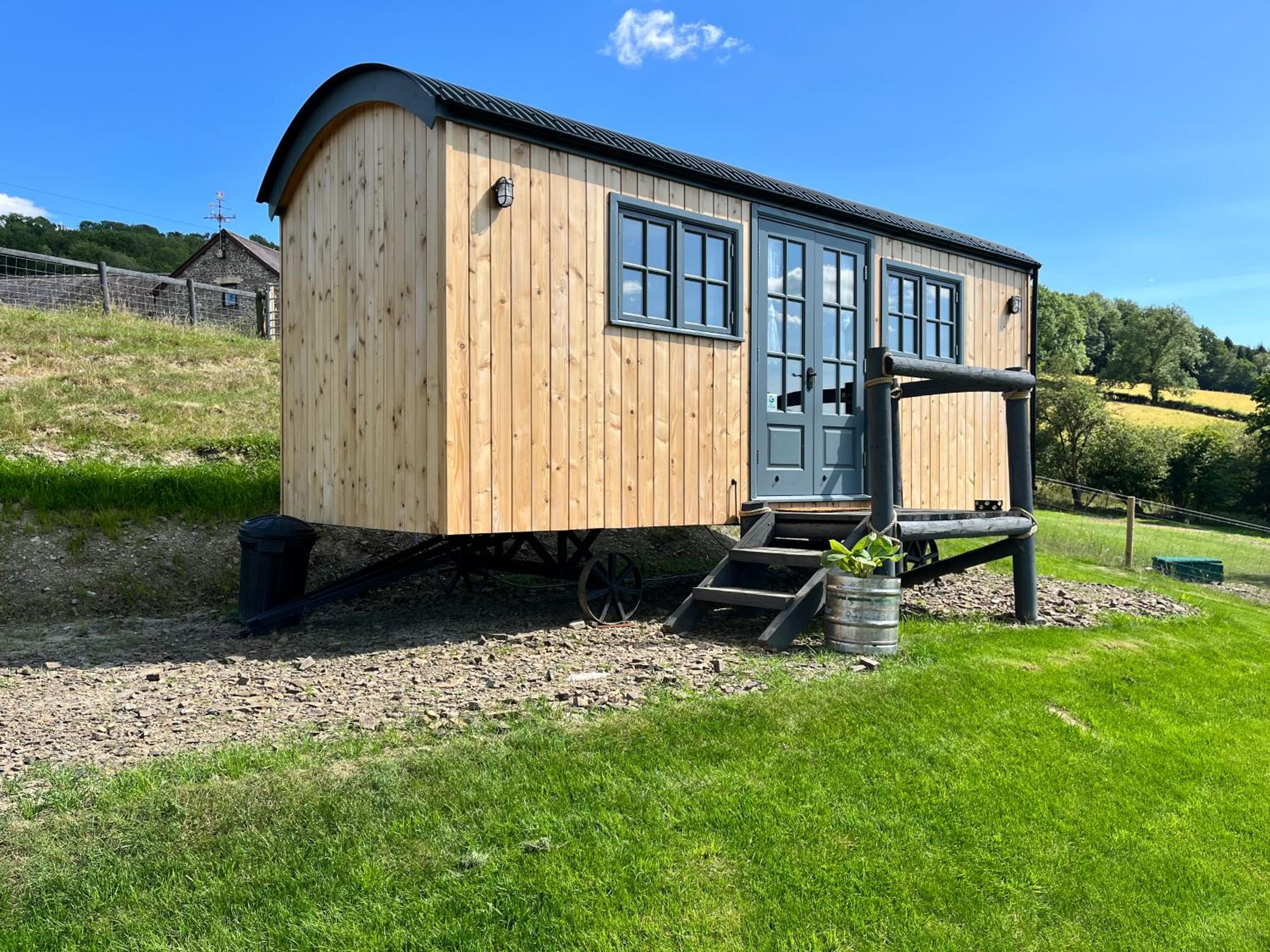 Hotel Oakies Farm Stays