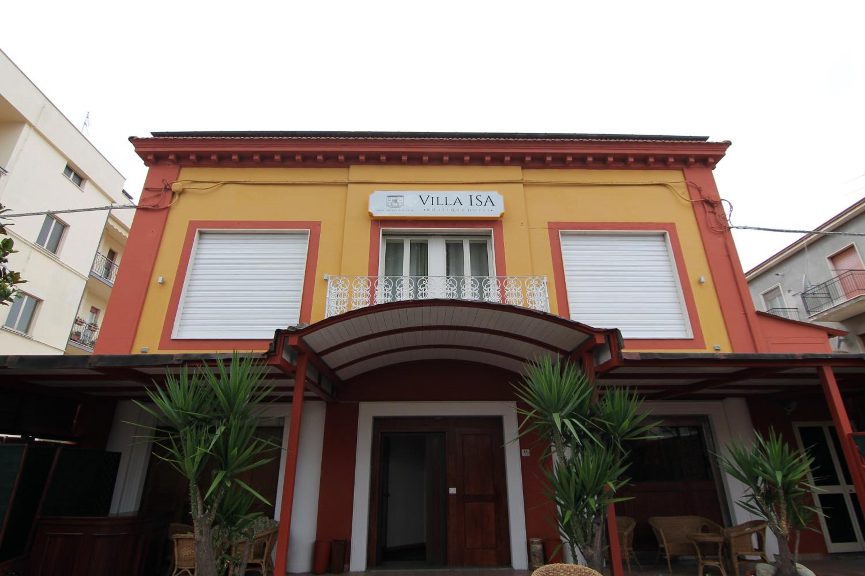 HOTEL VILLA ISA