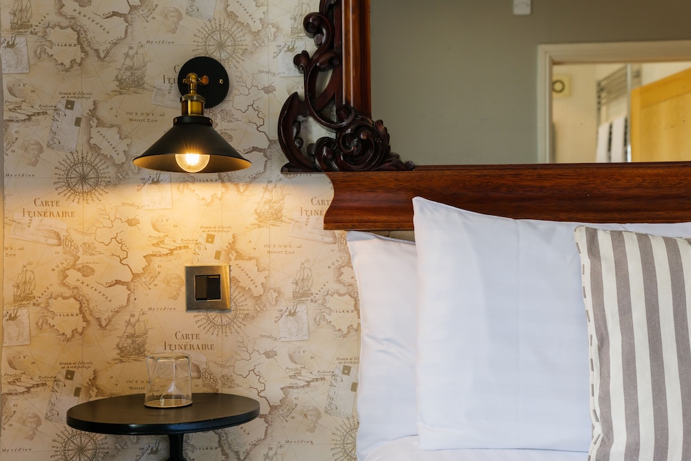 Hotel Jolyons Boutique Hotel
