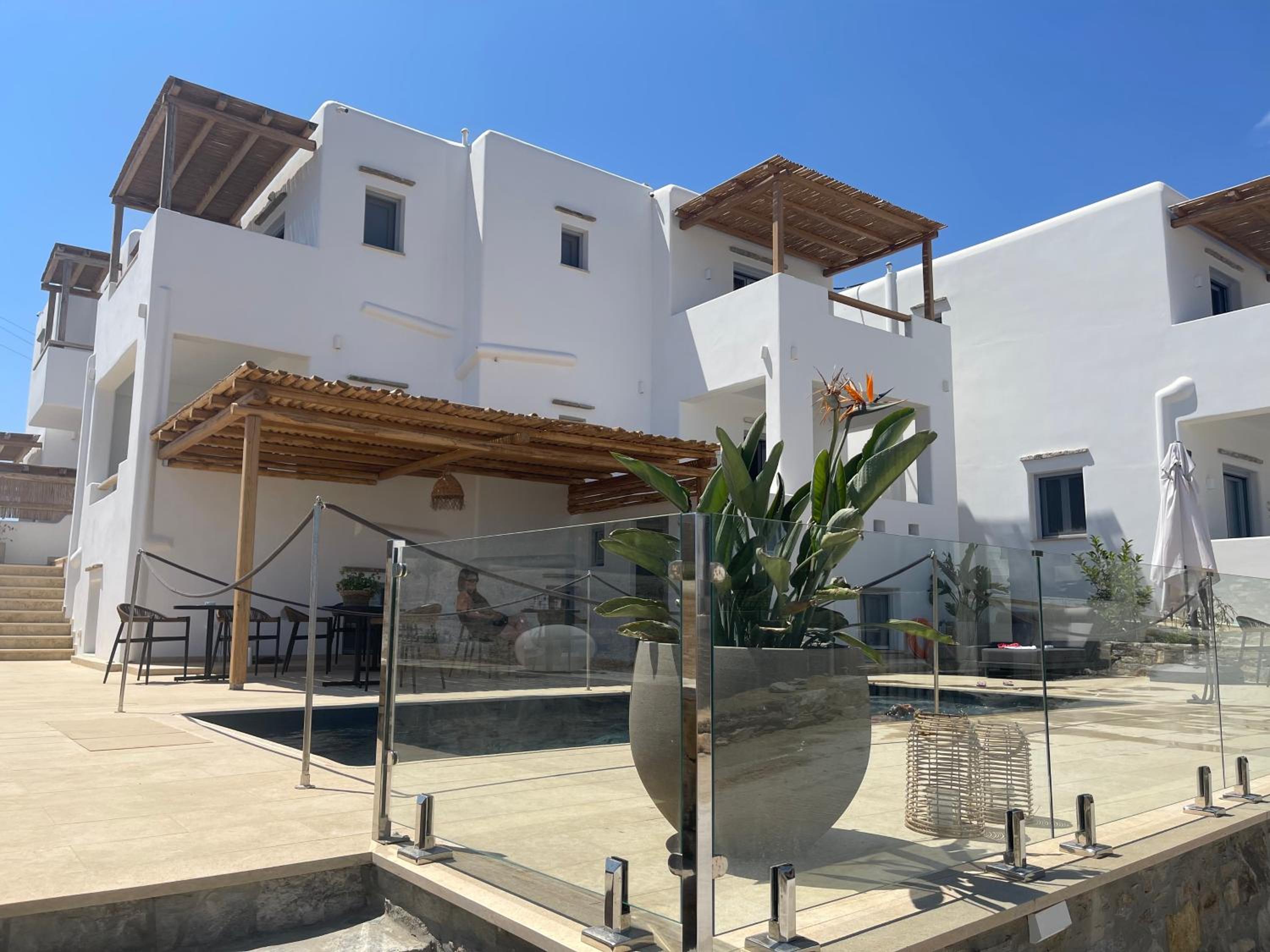 Hotel Sohoros Luxury Suites