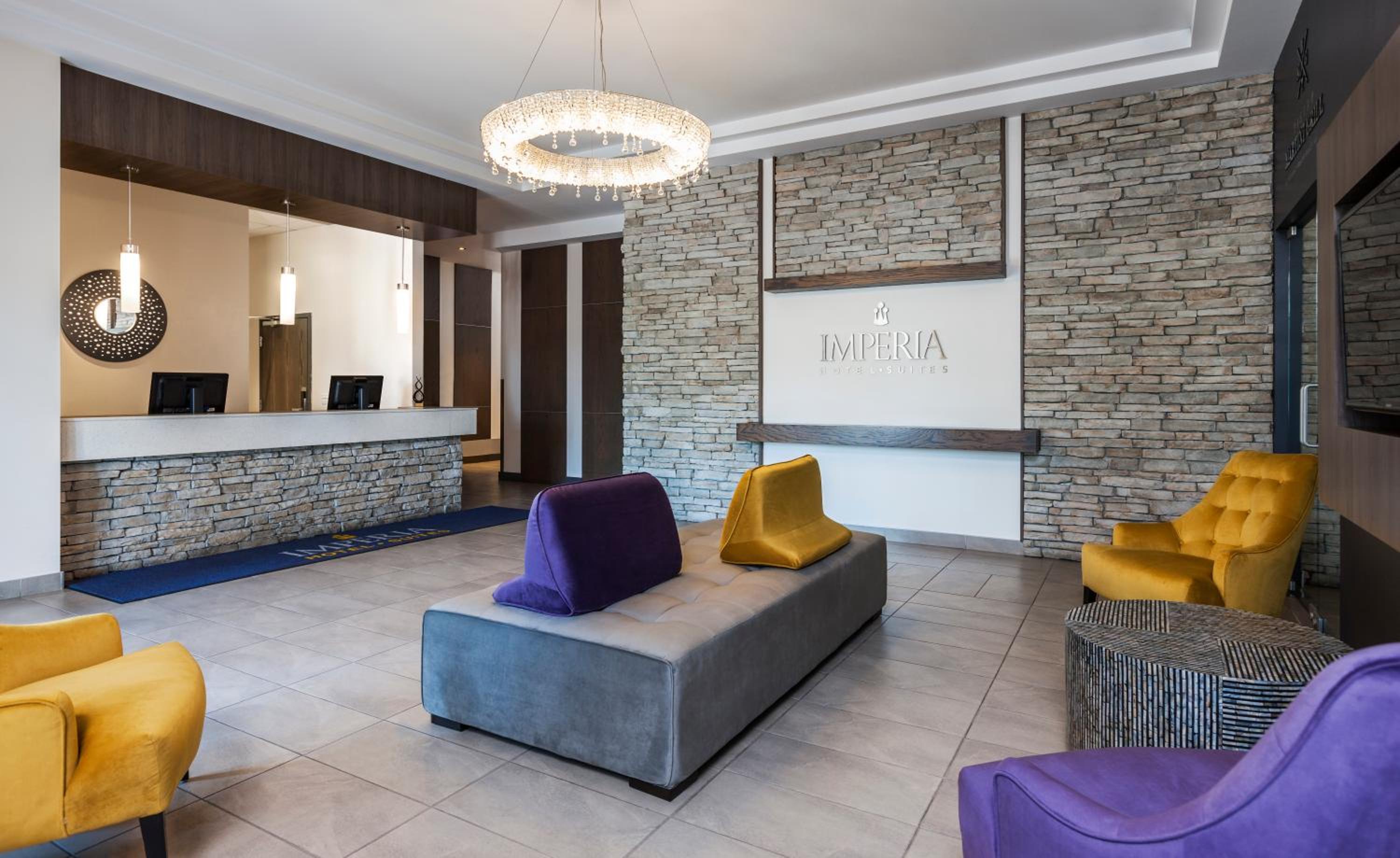 Hotel Imperia Hotel & Suites Terrebonne