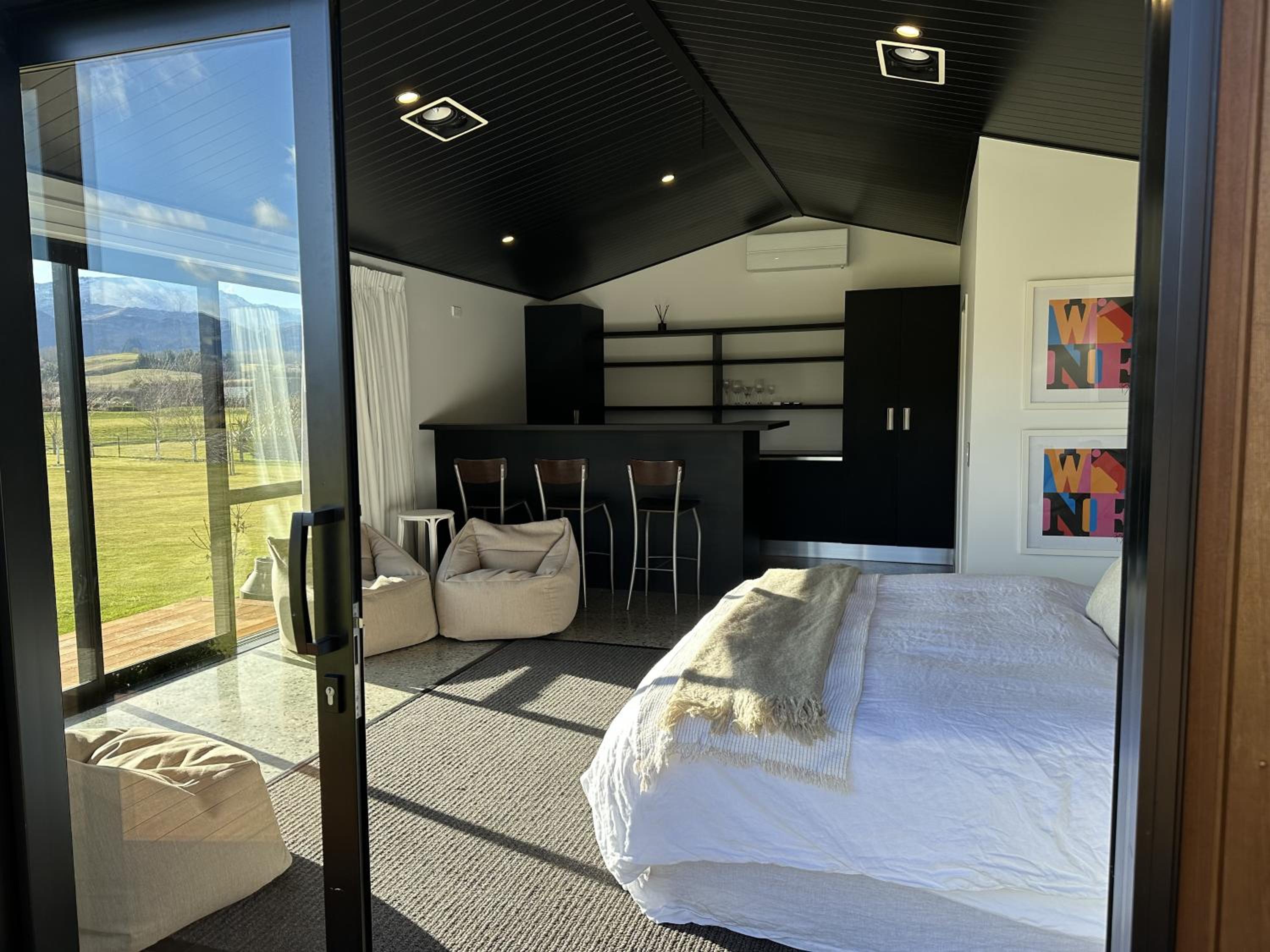 Hotel Guest House with a Stunning View