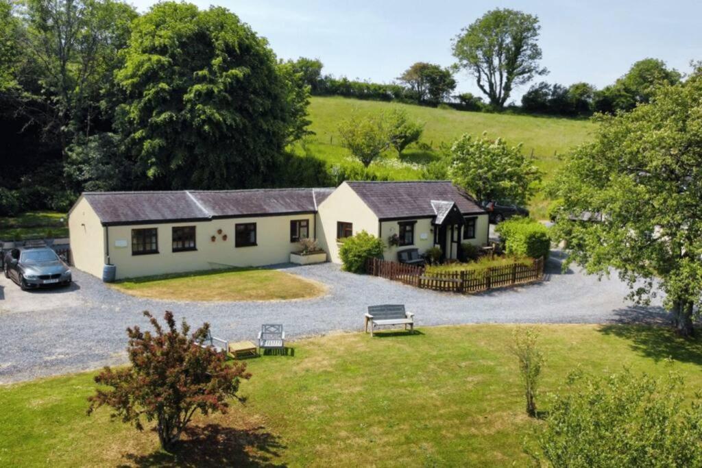 Hotel Cowslip Cottage With Private Jacuzzi