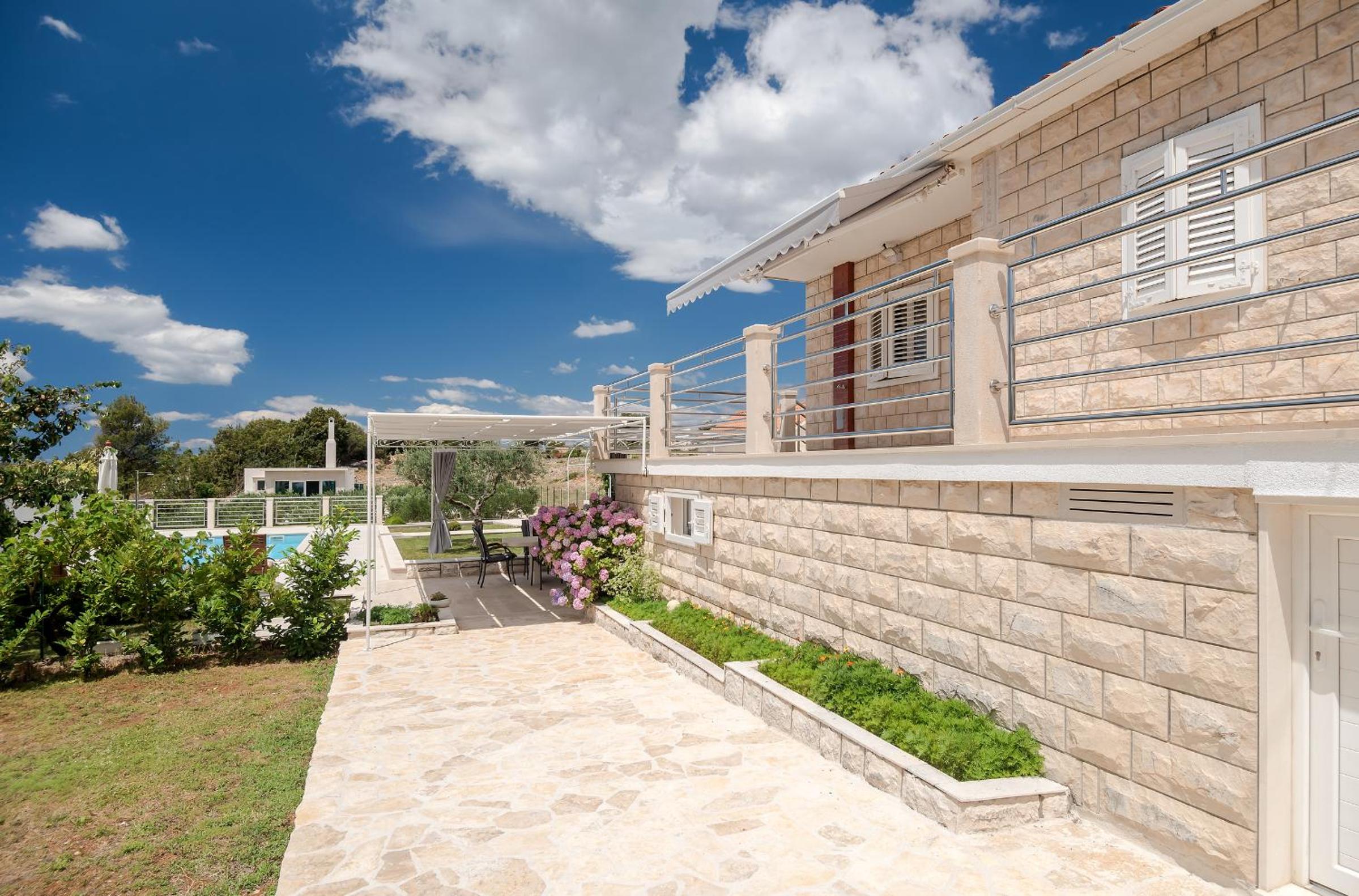 Hotel Villa Lilin San