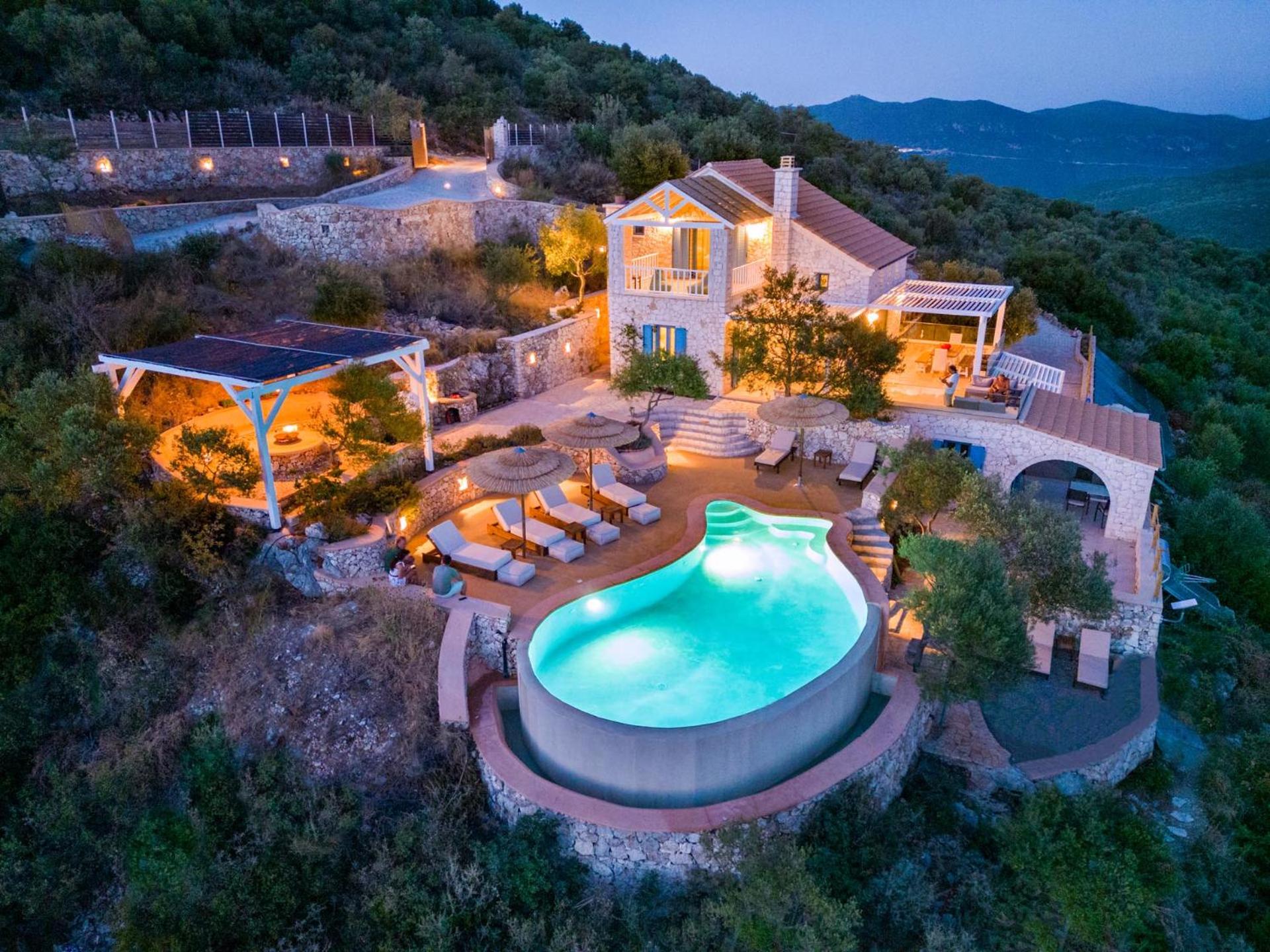Hotel Heliopetra Luxury Villa Lefkas