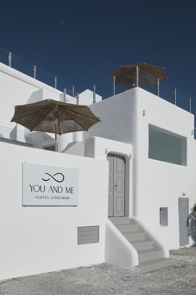 Hotel You And Me Suites