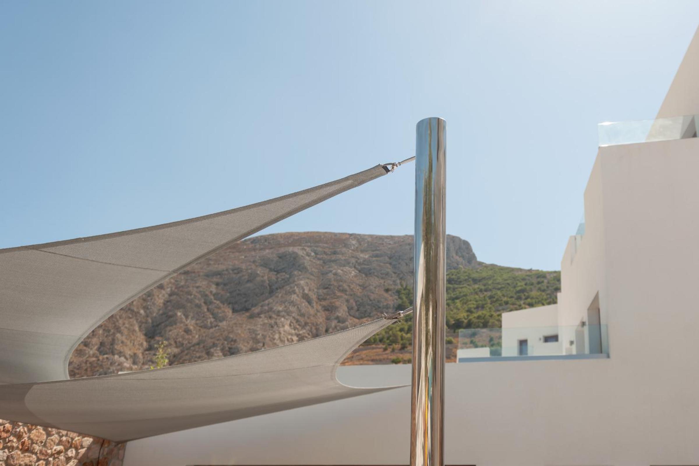 Hotel MAR n MAR CROWN HOTEL-SUITES