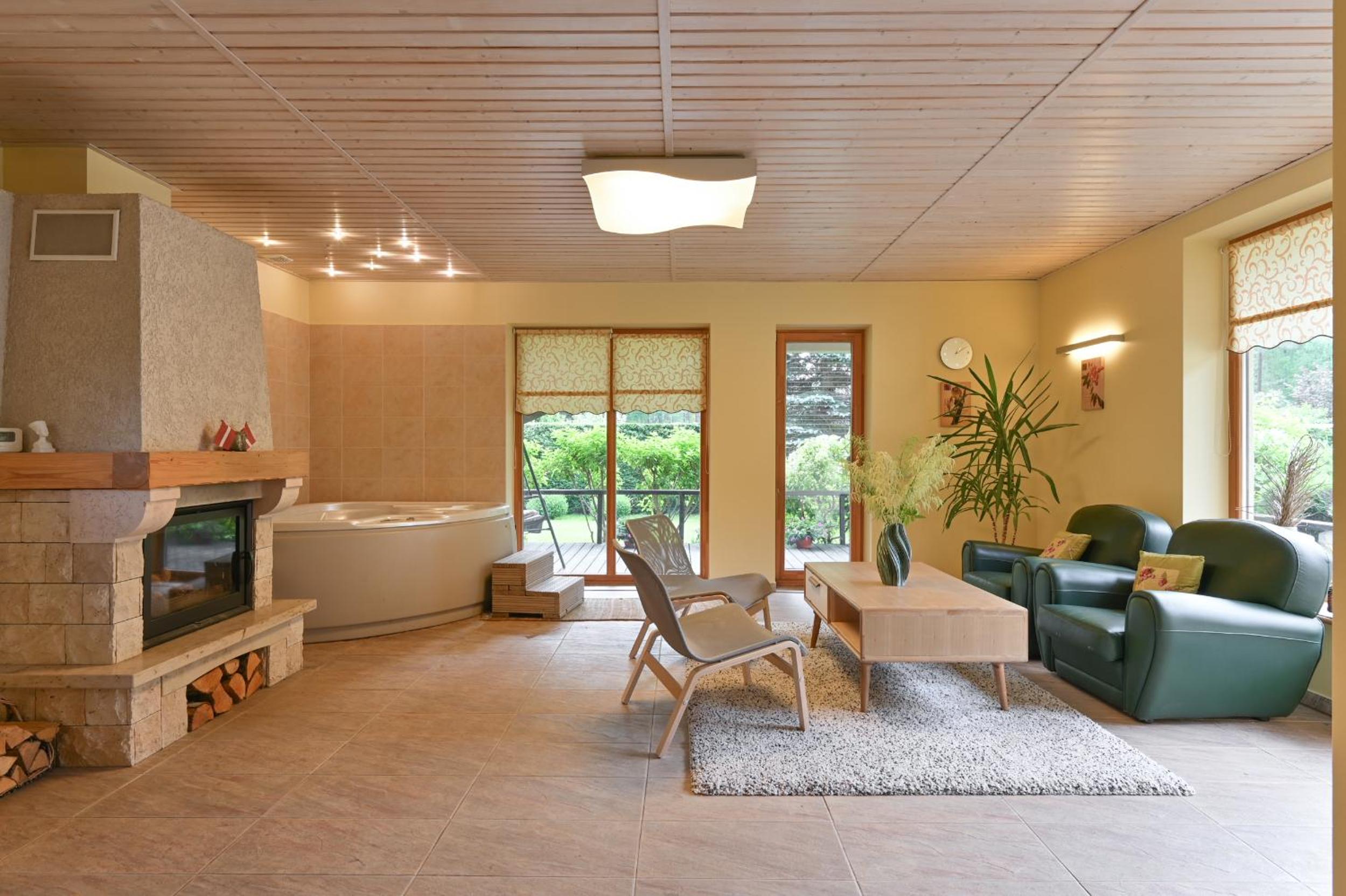 Hotel House With Sauna And Jacuzzi