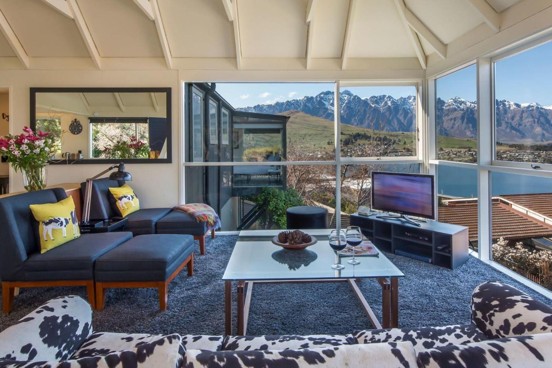 Hotel Panoramic: Farmhouse Theme With Shared Spa Pool