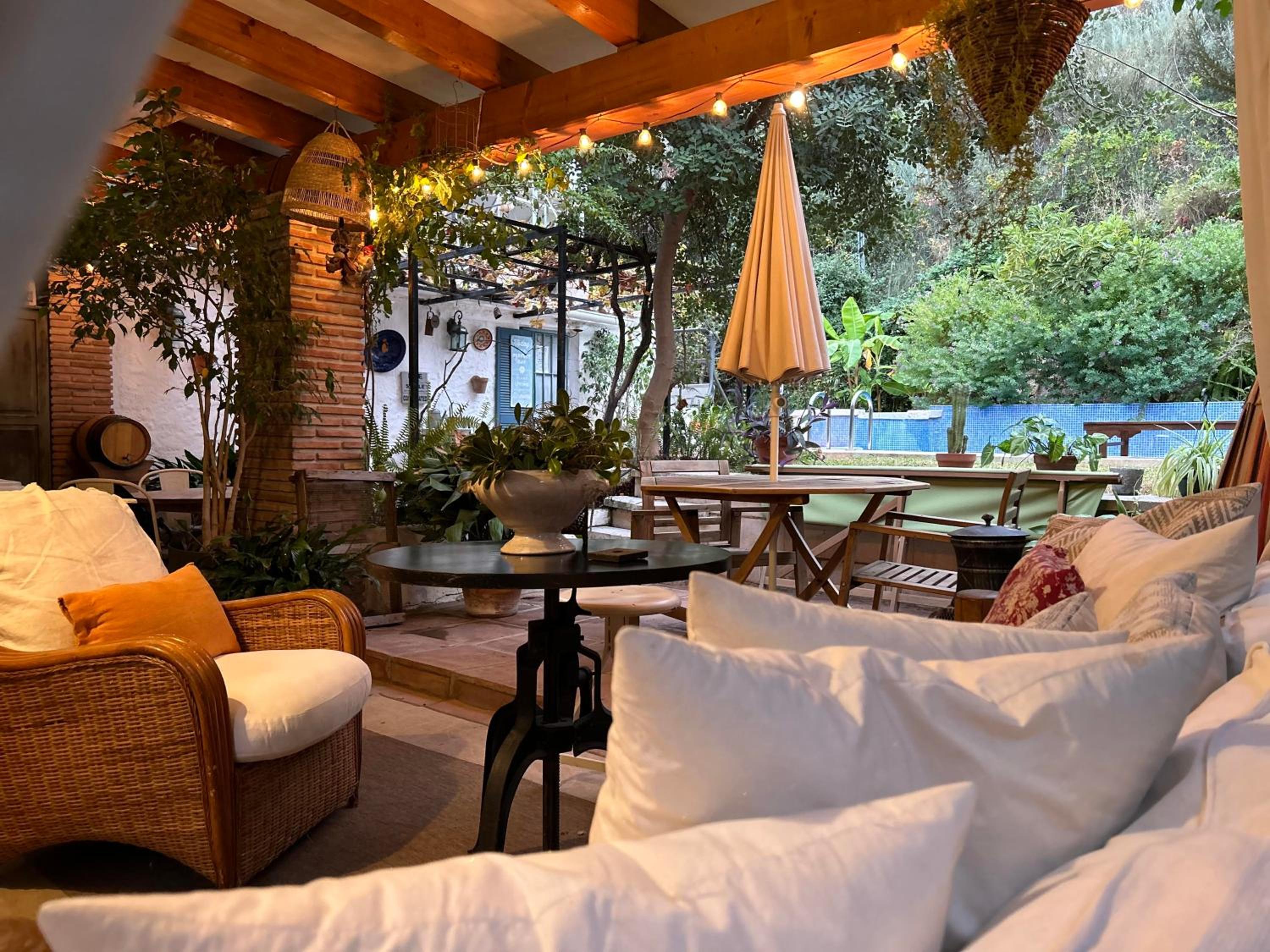 Hotel At Home in Malaga Stay and Solo Travellers