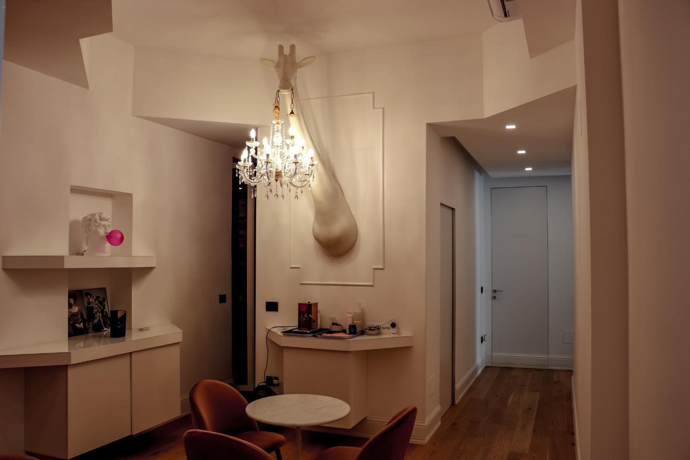 Hotel Aron Only Suites Bed and Breakfast