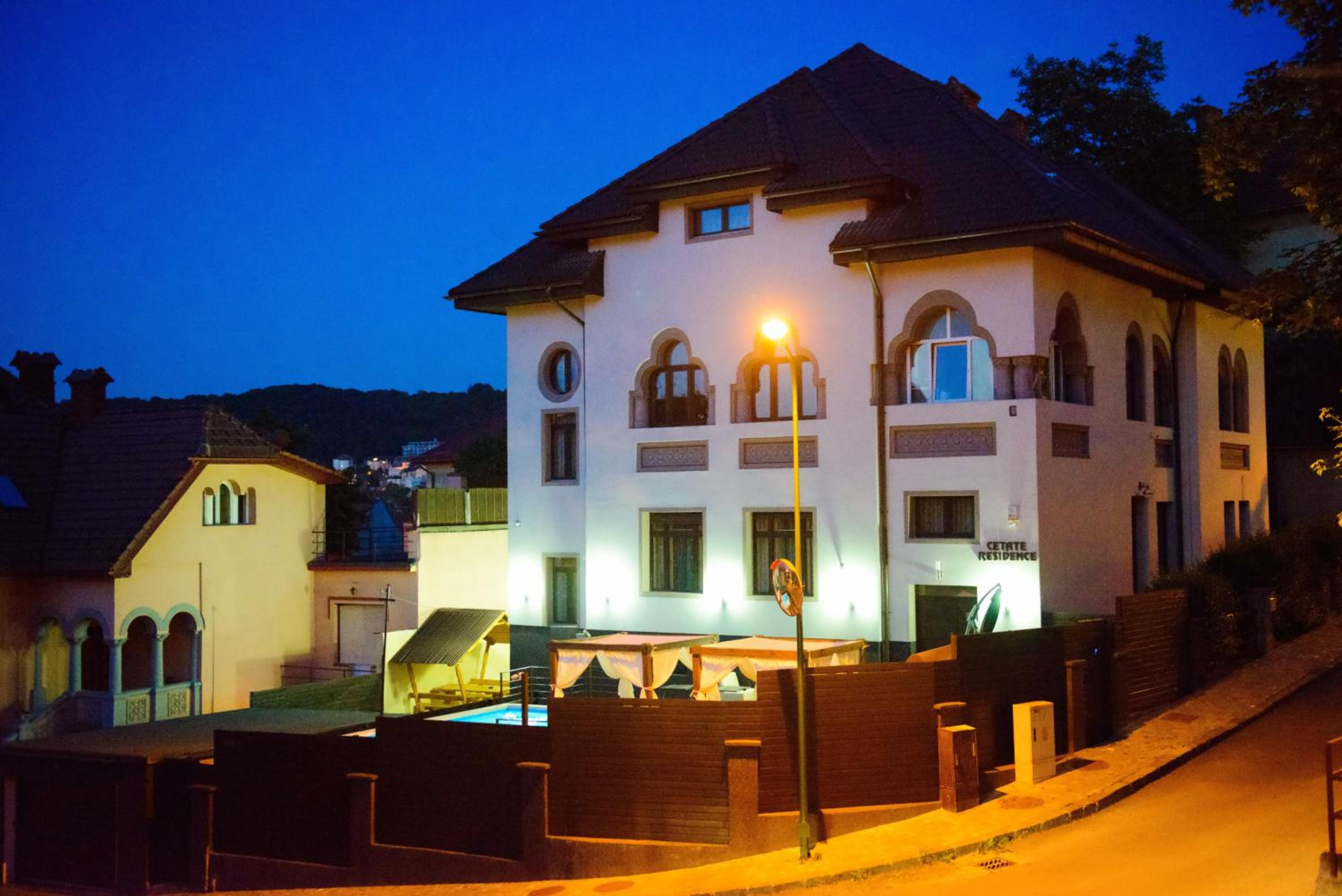 Hotel Cetate Residence