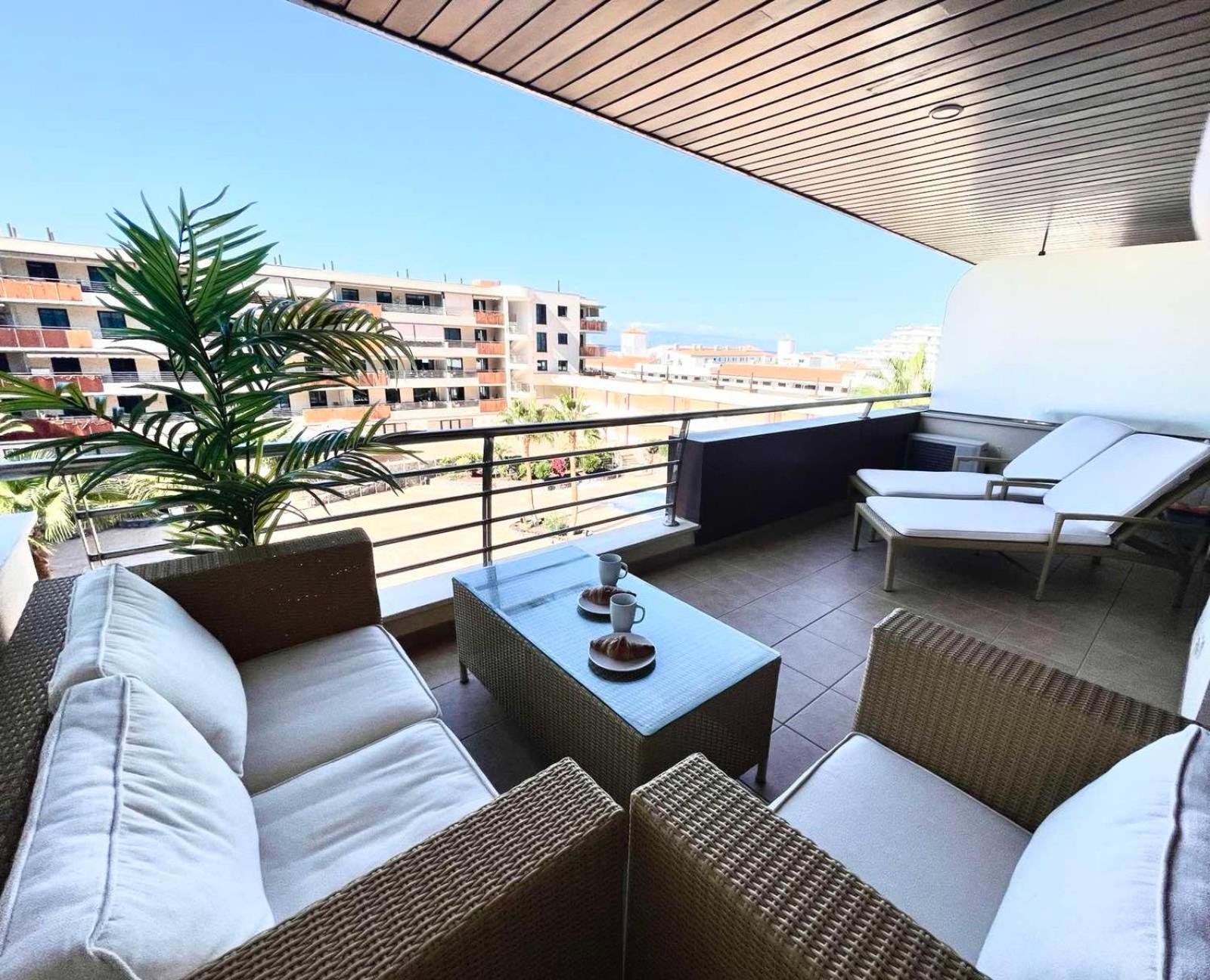 Hotel Casa Lea Los Gigantes