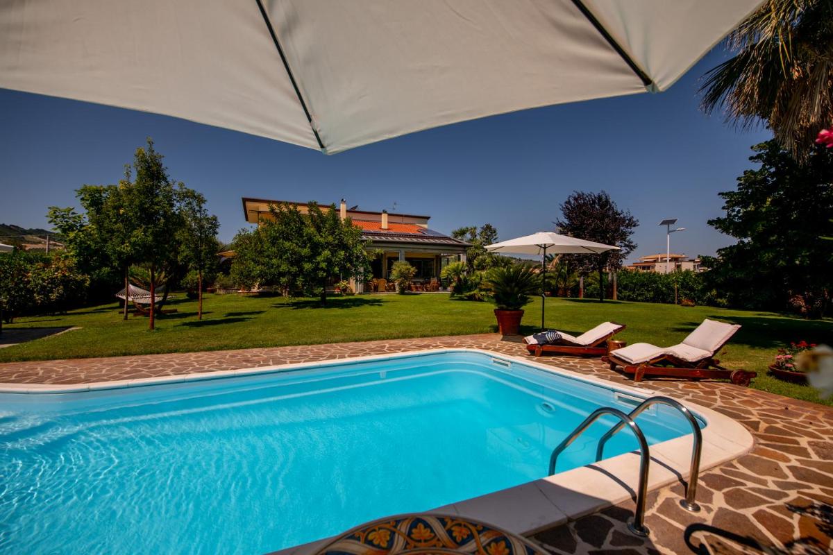 Hotel Villa Tigli Luxury B&B