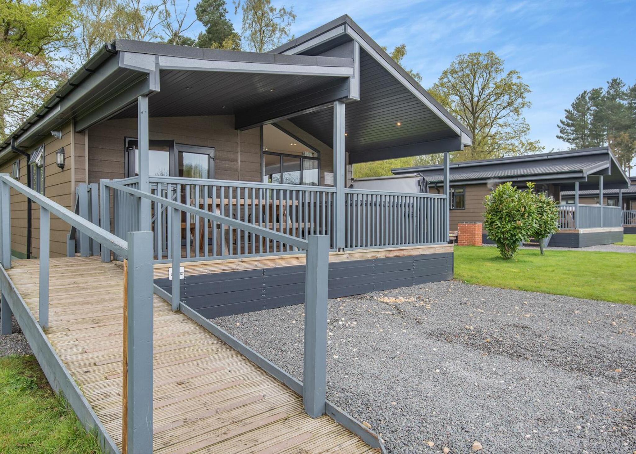 Hotel Woodhall Country Park Lodges