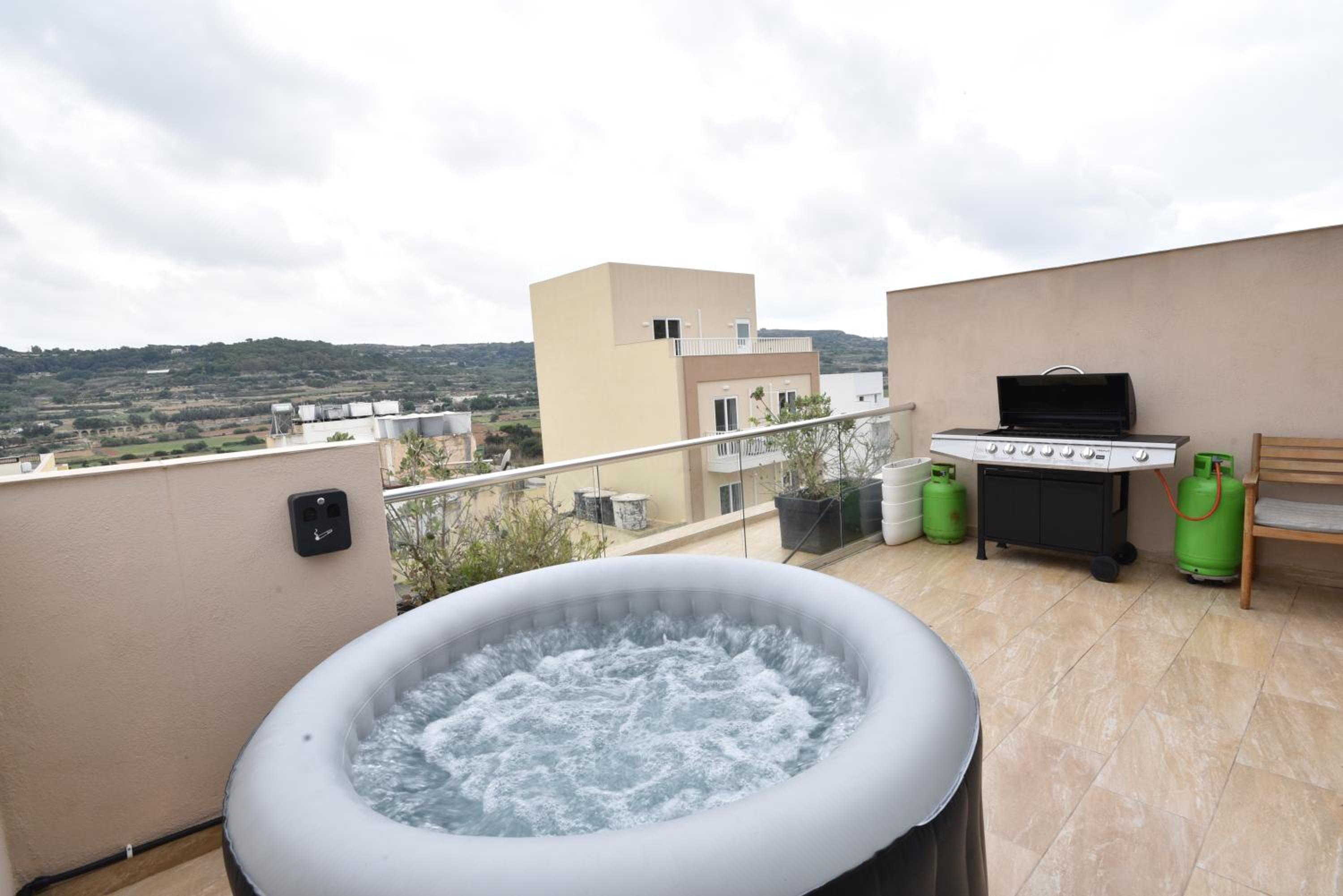 Hotel Hill View Duplex Penthouse