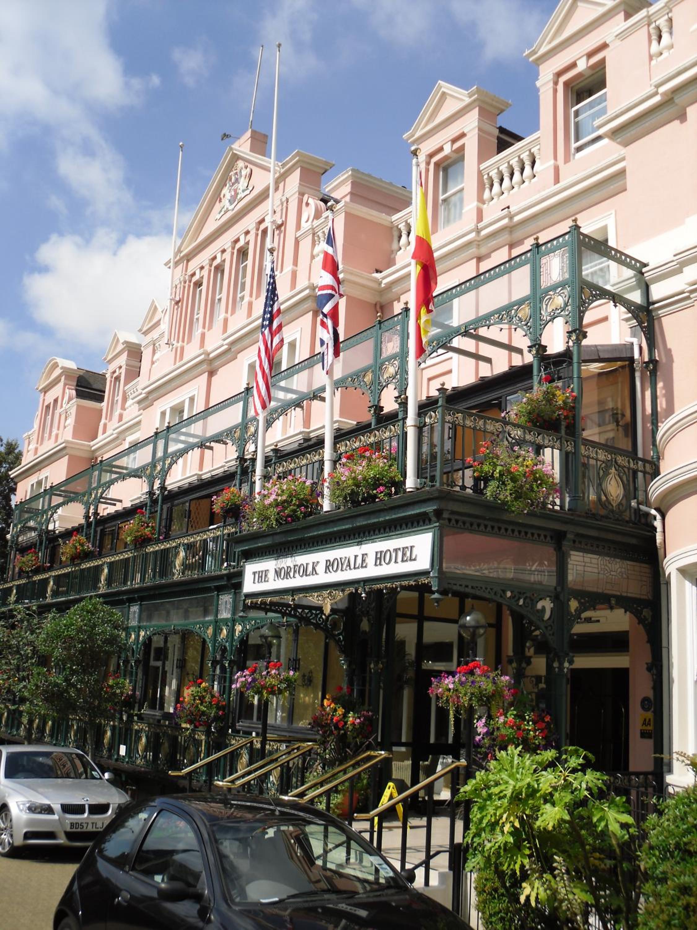 Hotel Norfolk Royale Hotel