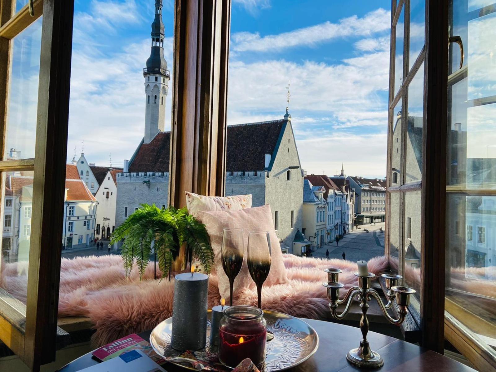 Hotel Dream Stay - Luxury Design Apartment With Main Square View And Jacuzzi