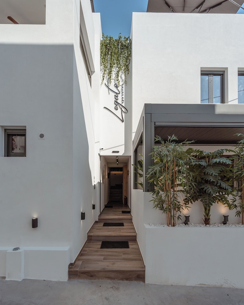 Hotel Legato Spa Suites