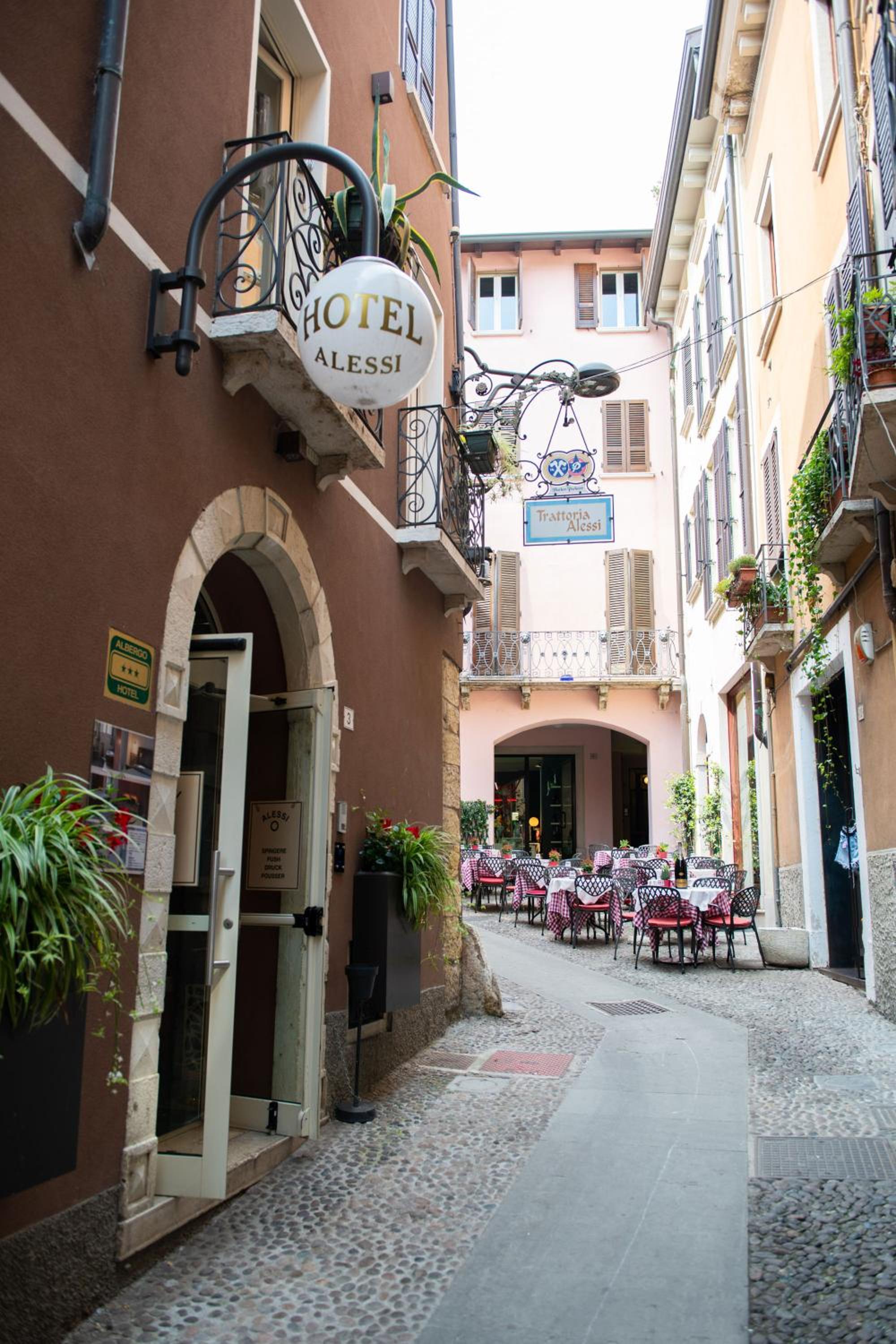 Hotel Alessi Hotel Trattoria
