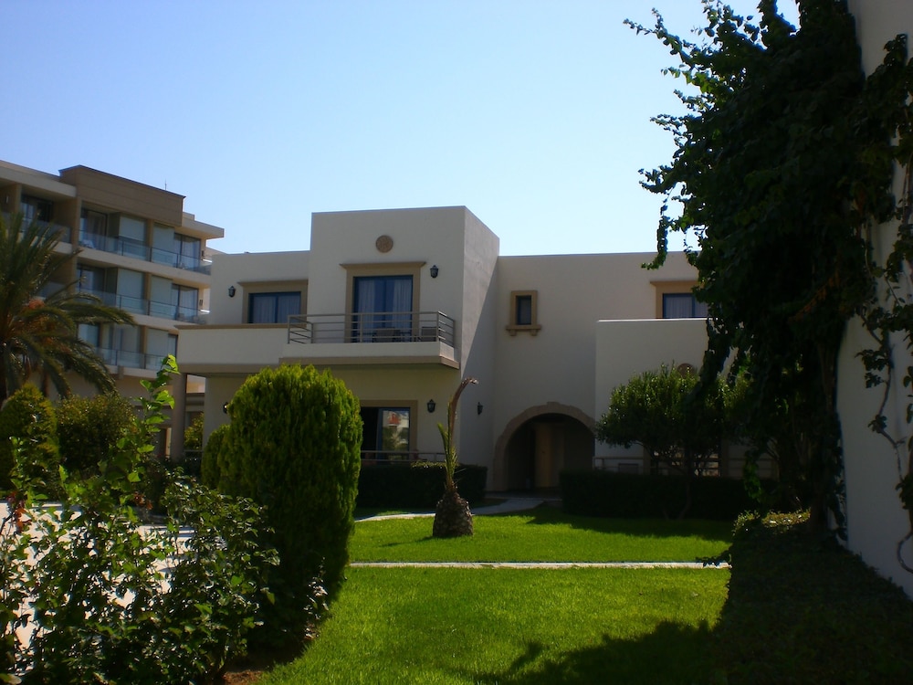 Hotel The Ixian Grand & All Suites - Adults Only Hotel